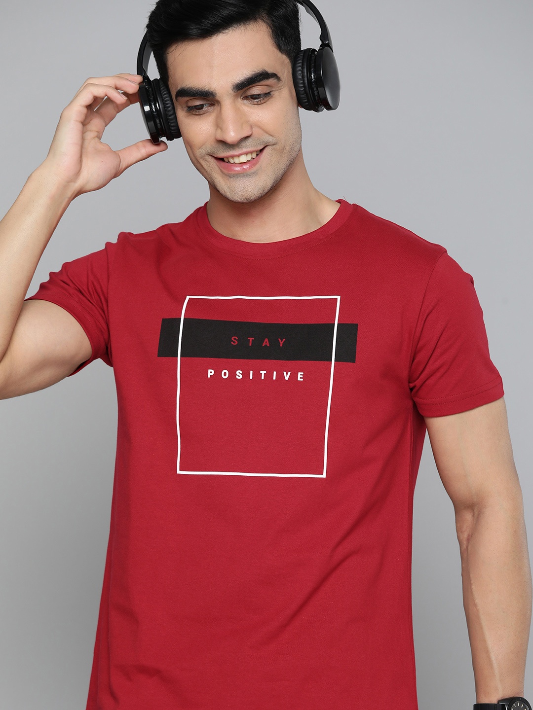

HERE&NOW Men Maroon & White Typography Printed Pure Cotton T-shirt