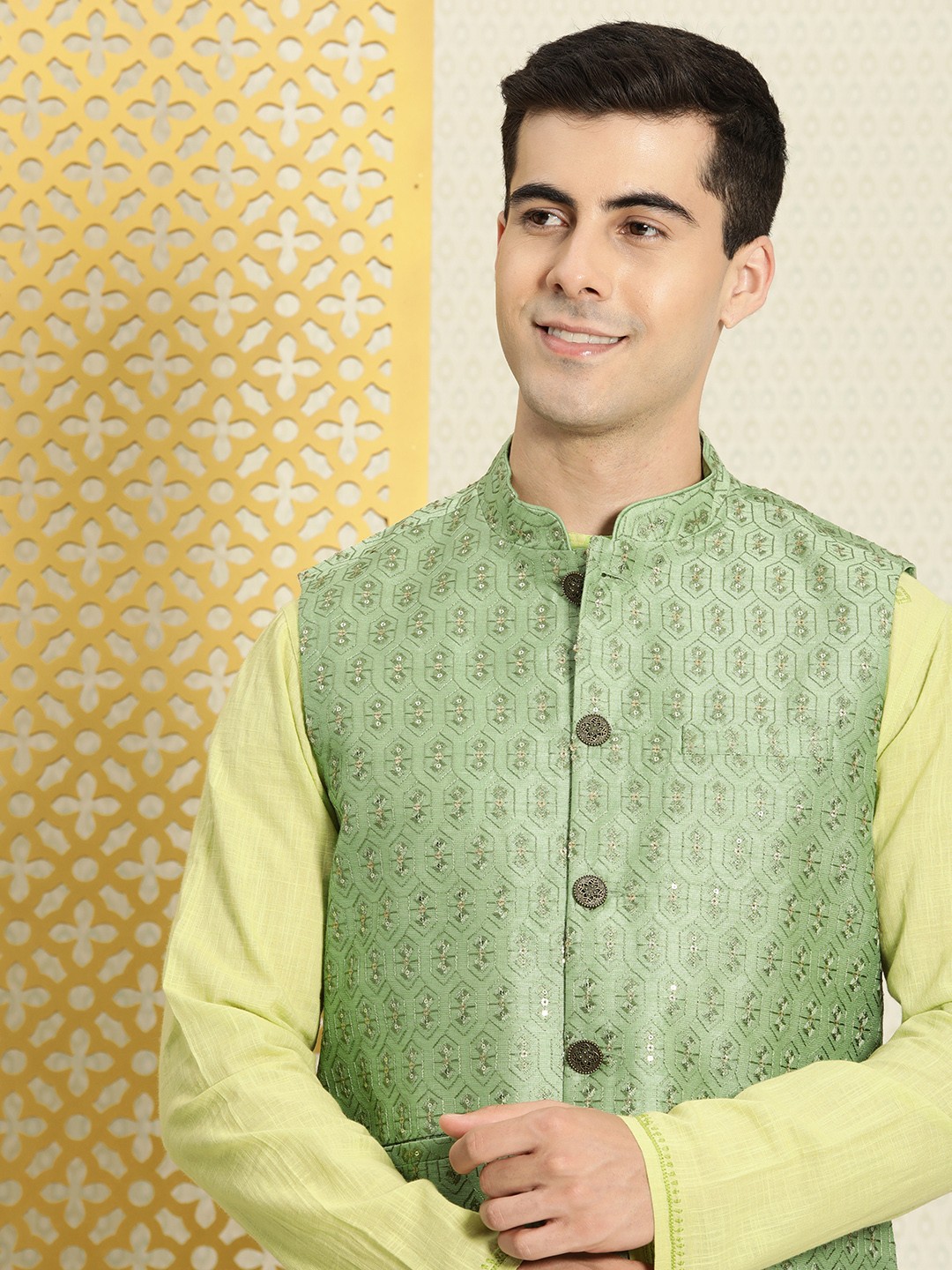 

House of Pataudi Jashn Sequined Thread Work Nehru Jacket, Green