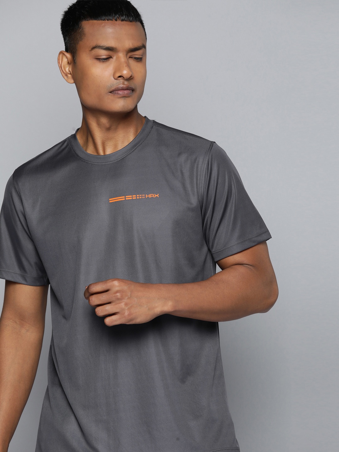 

HRX By Hrithik Roshan Training Men Rapid-Dry Antimicrobial T-shirt, Charcoal
