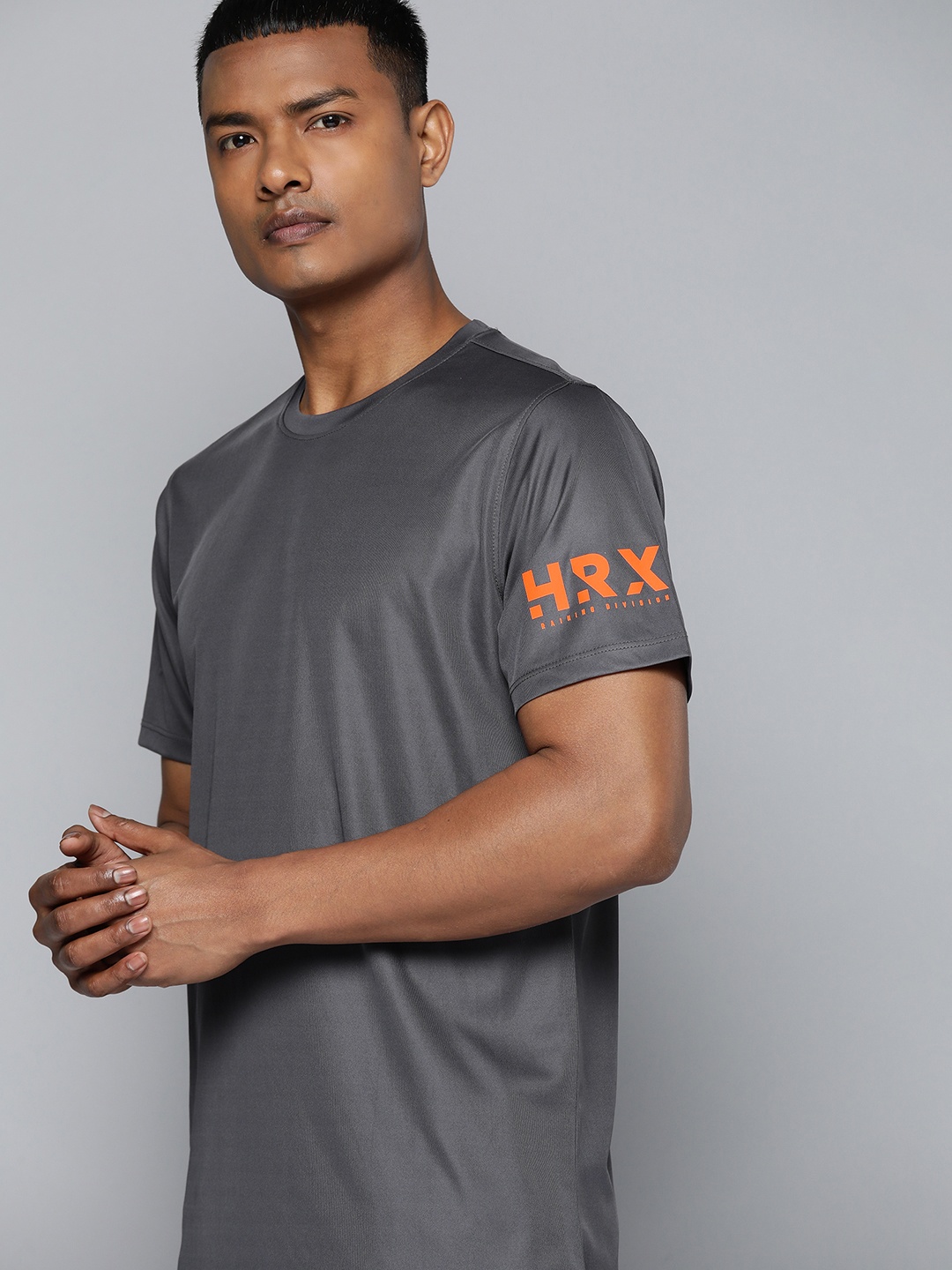 

HRX By Hrithik Roshan Training Men Rapid-Dry Antimicrobial T-shirt, Charcoal