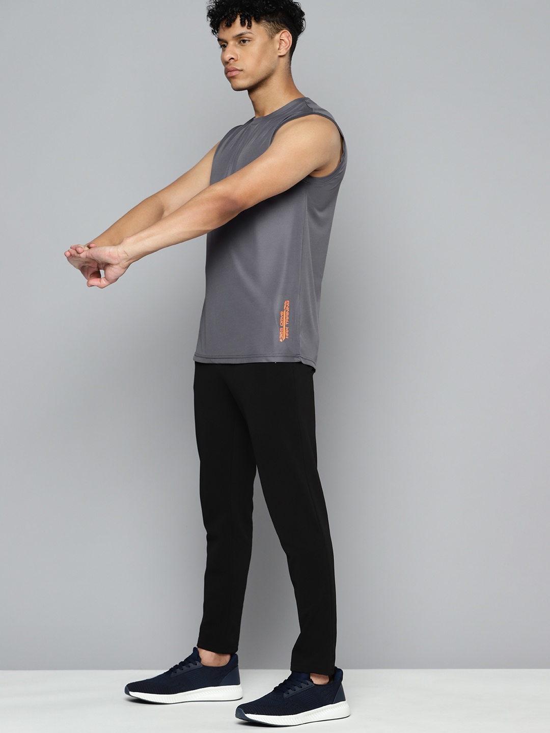 

HRX by Hrithik Roshan Printed Rapid-Dry Training or Gym T-shirt, Charcoal