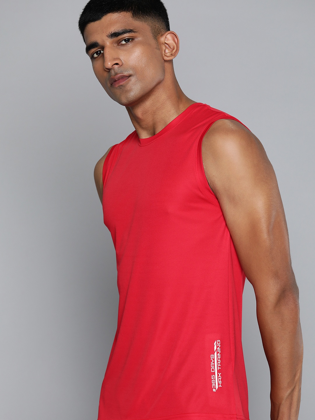 

HRX by Hrithik Roshan Rapid-Dry Sleeveless Training T-shirt, Red