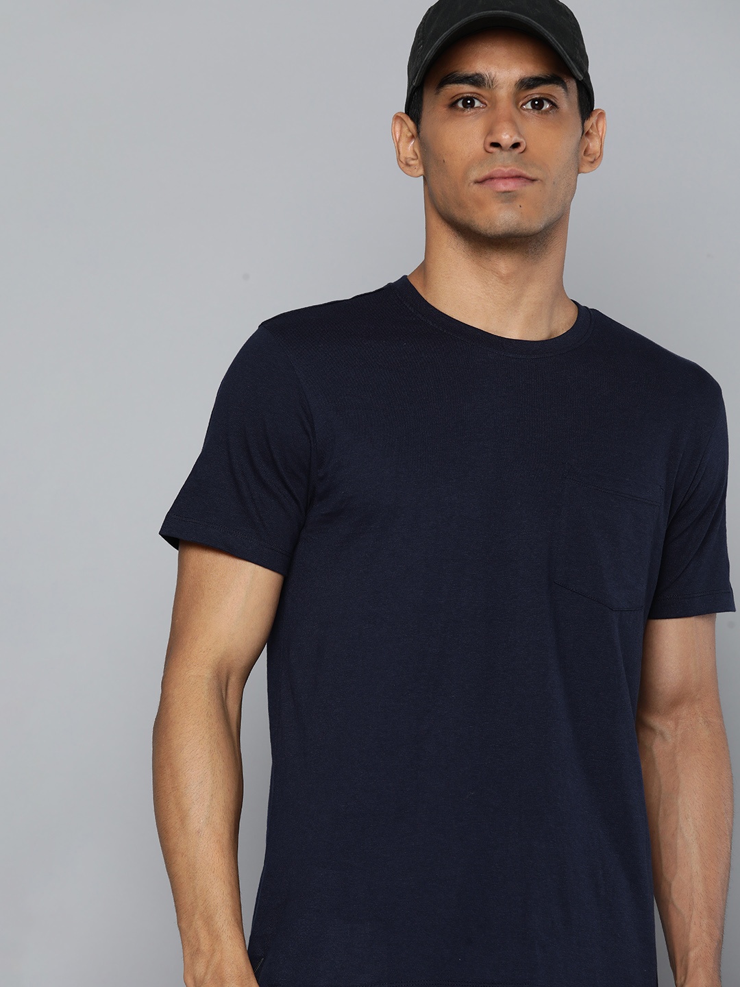 

HRX by Hrithik Roshan One Pocket Casual T-shirt, Navy blue