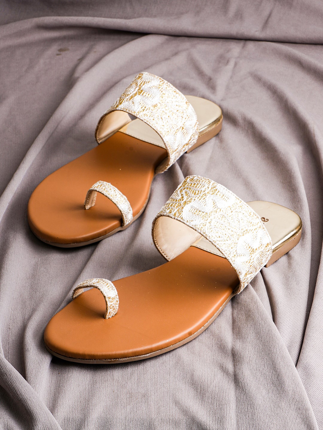 

Anouk Women Printed One Toe Flats, Gold
