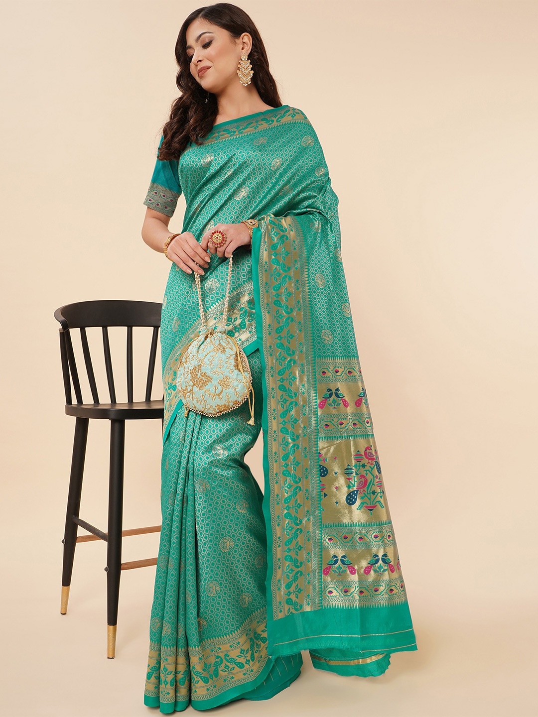 

Fashion Booms Woven Design Zari Pure Silk Kanjeevaram Saree, Green