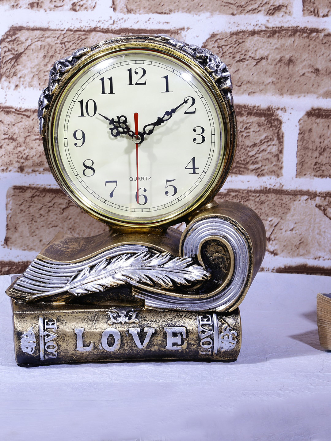 

A Vintage Affair- Home Decor Gold Vintage Books Tabletop Clock Showpieces