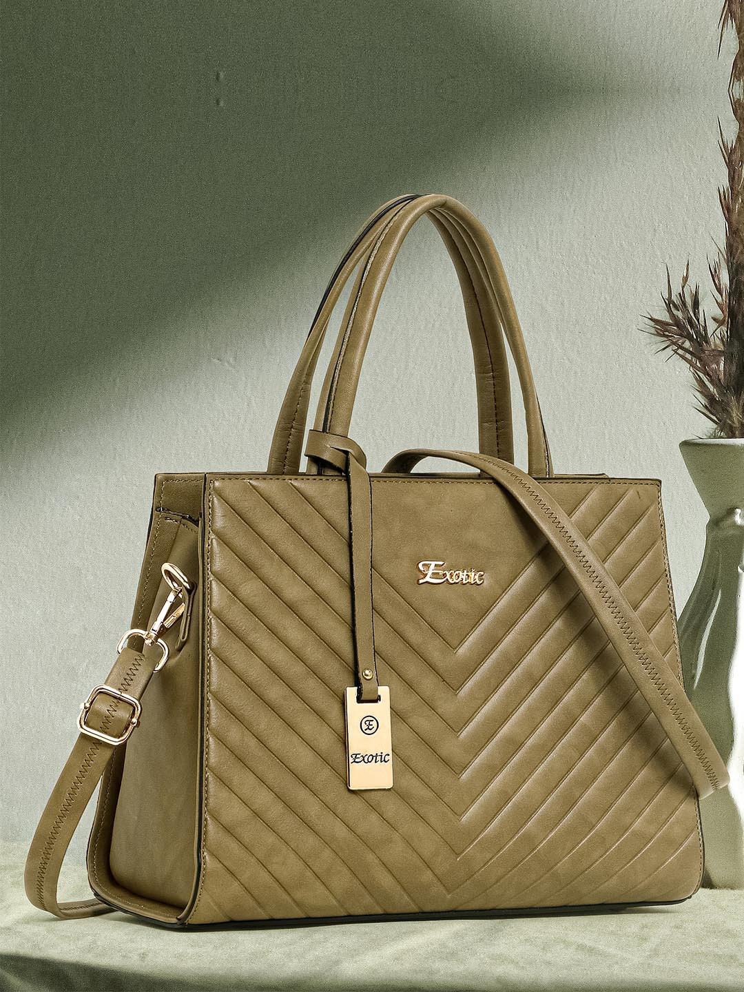 

Exotic Textured Structured Handheld Bag, Olive