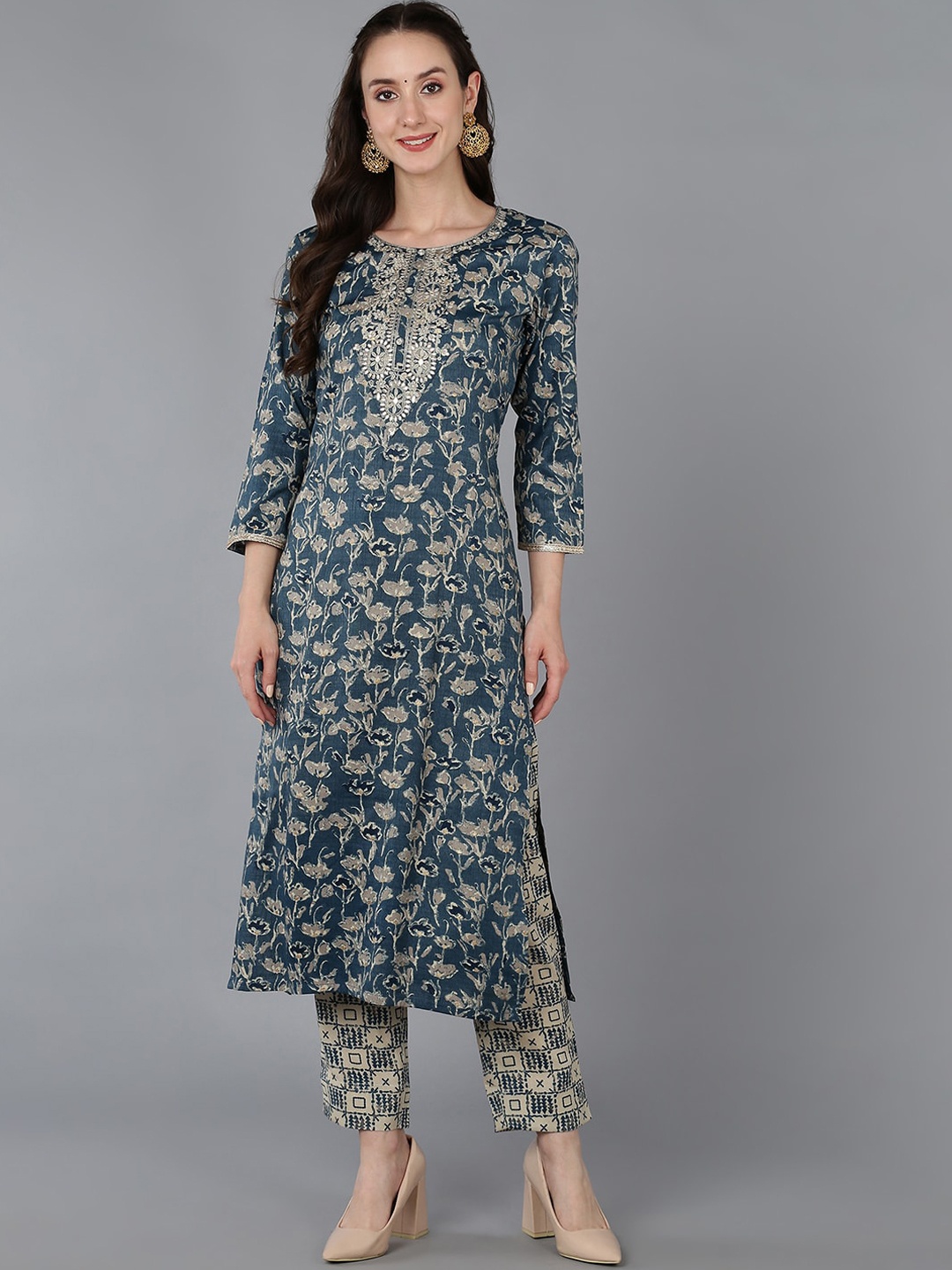 

AHIKA Ethnic Motifs Printed Thread Work Kurta, Blue