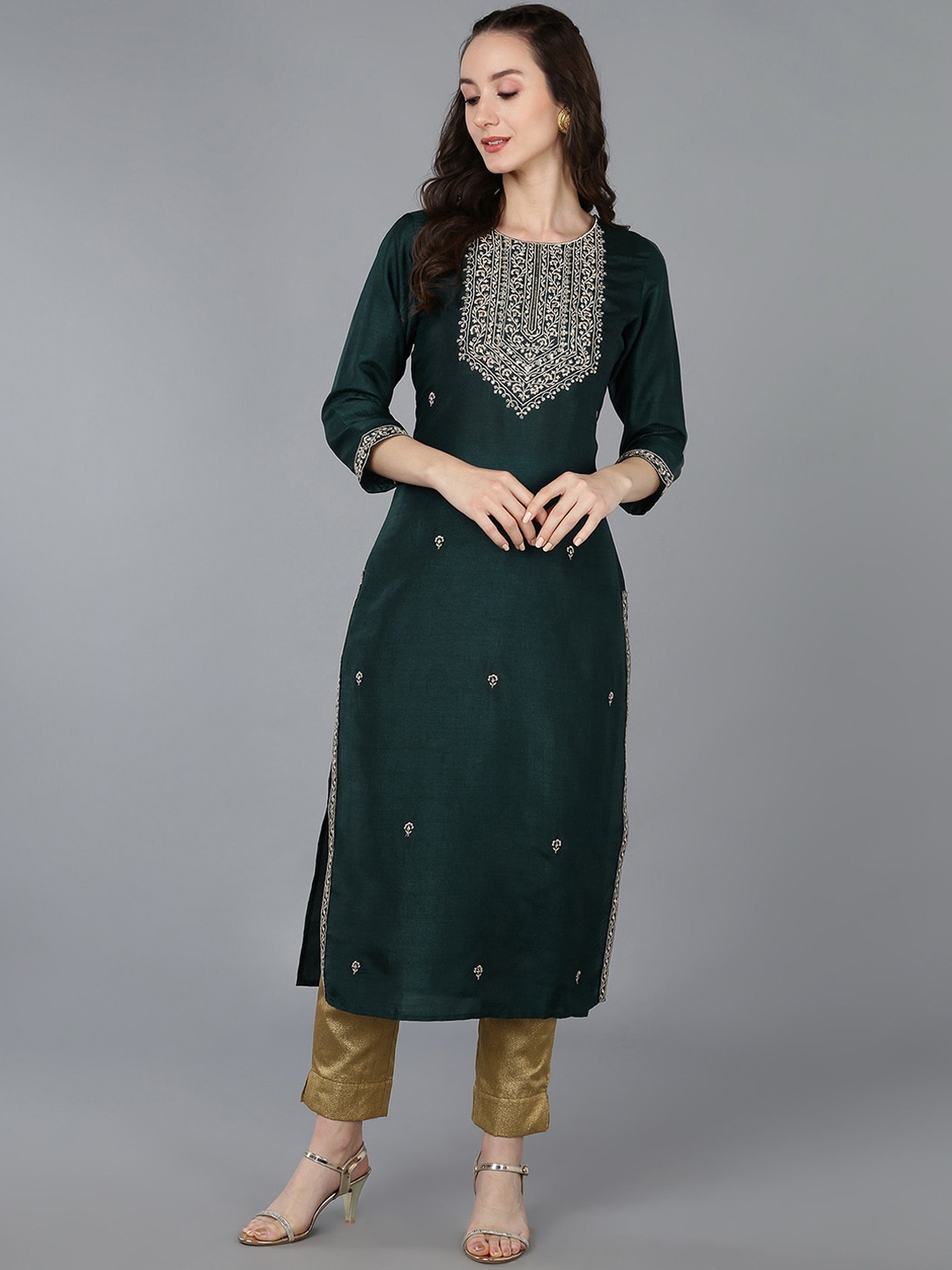 

AHIKA Floral Embroidered Kurta, Green