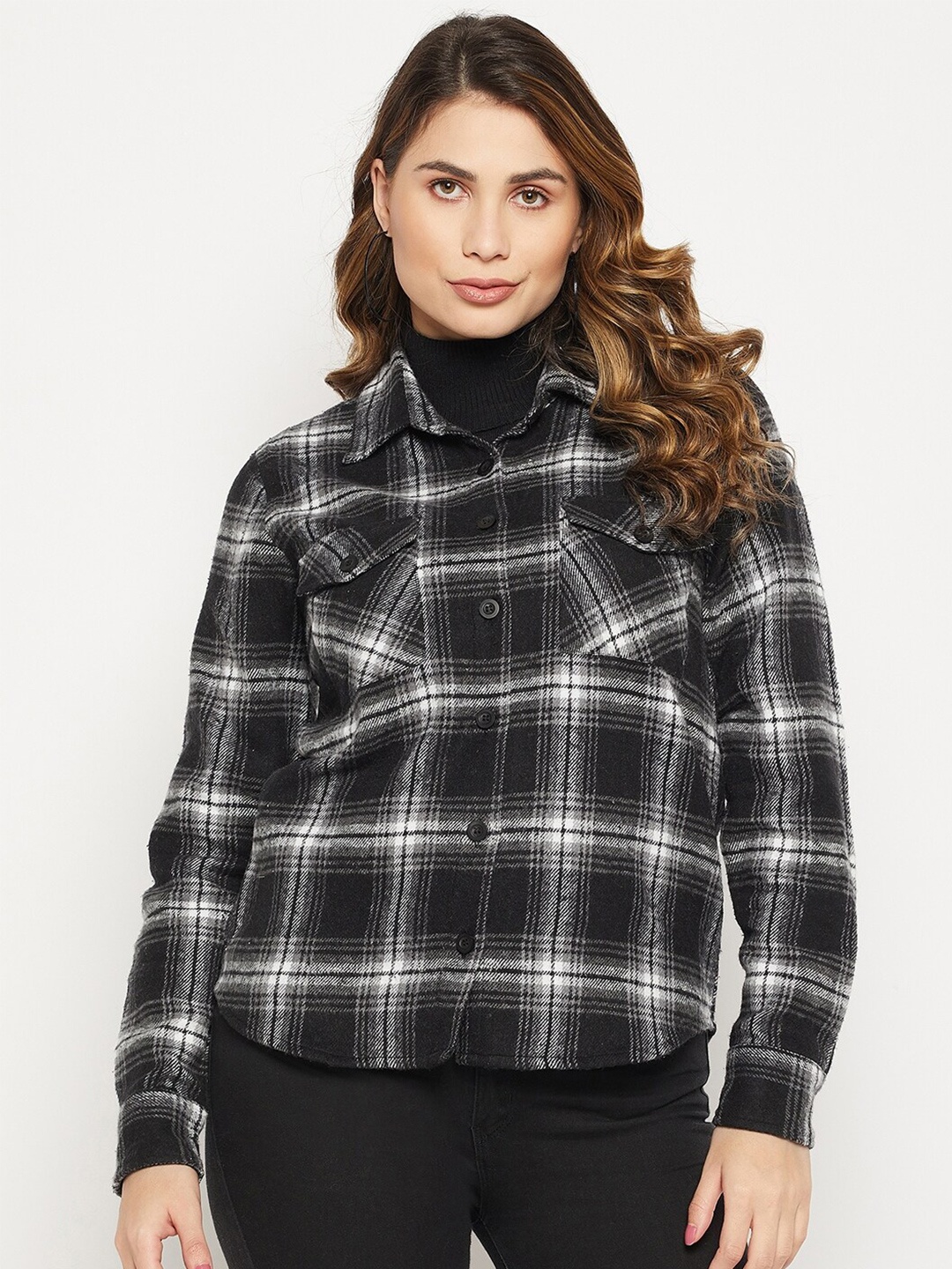 

Bitterlime Women Black Relaxed Tartan Checks Checked Casual Shirt