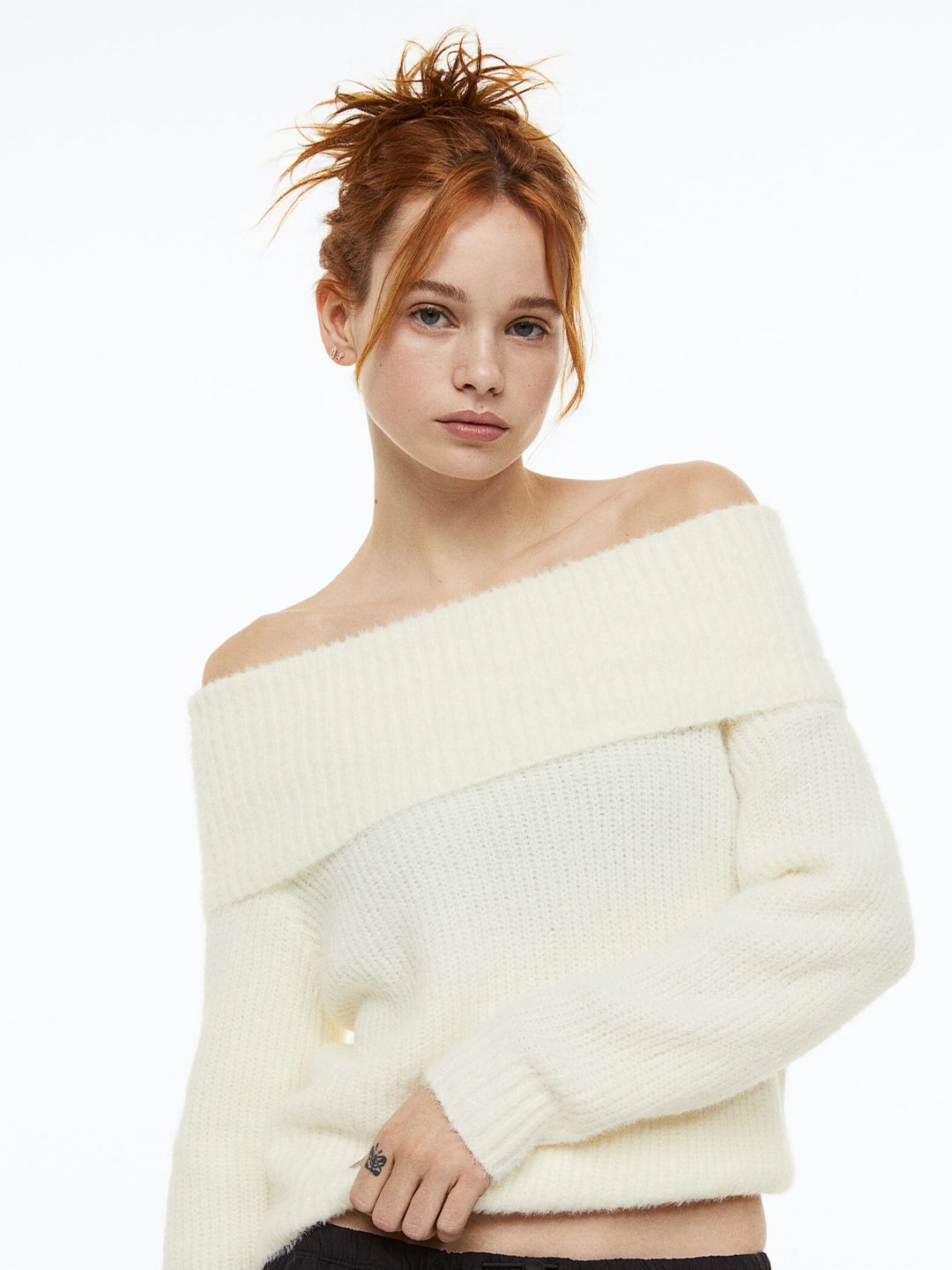 

H&M Women Off-The-Shoulder Jumper, White