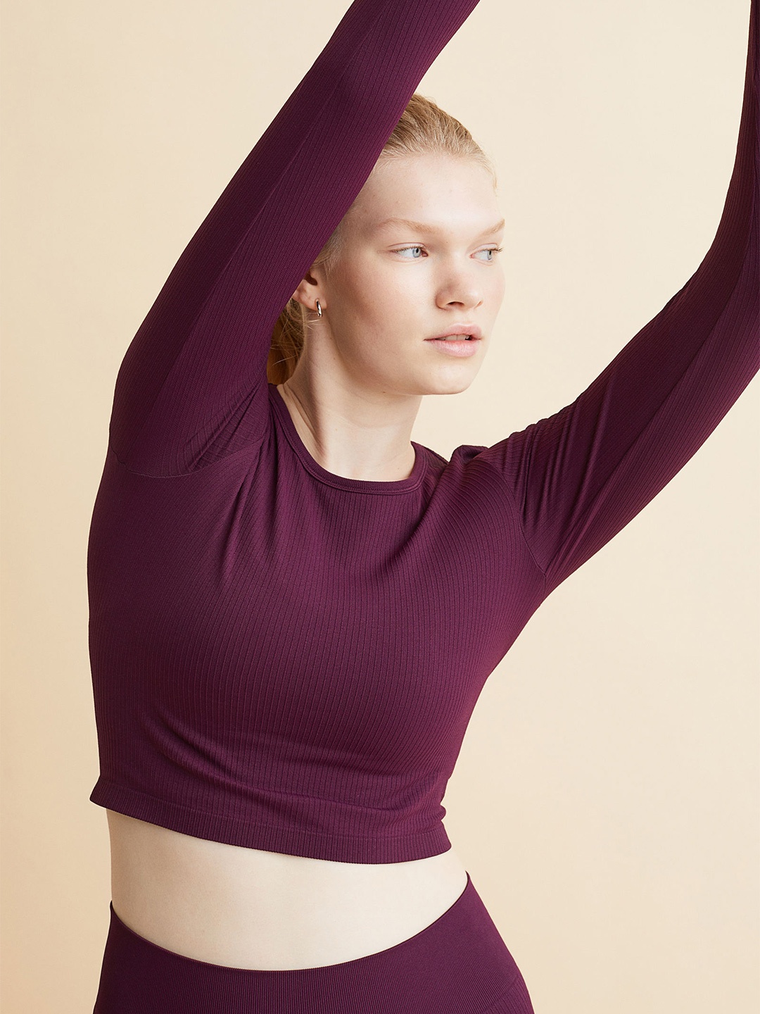 

H&M Women DryMove Seamless Sports Top, Purple