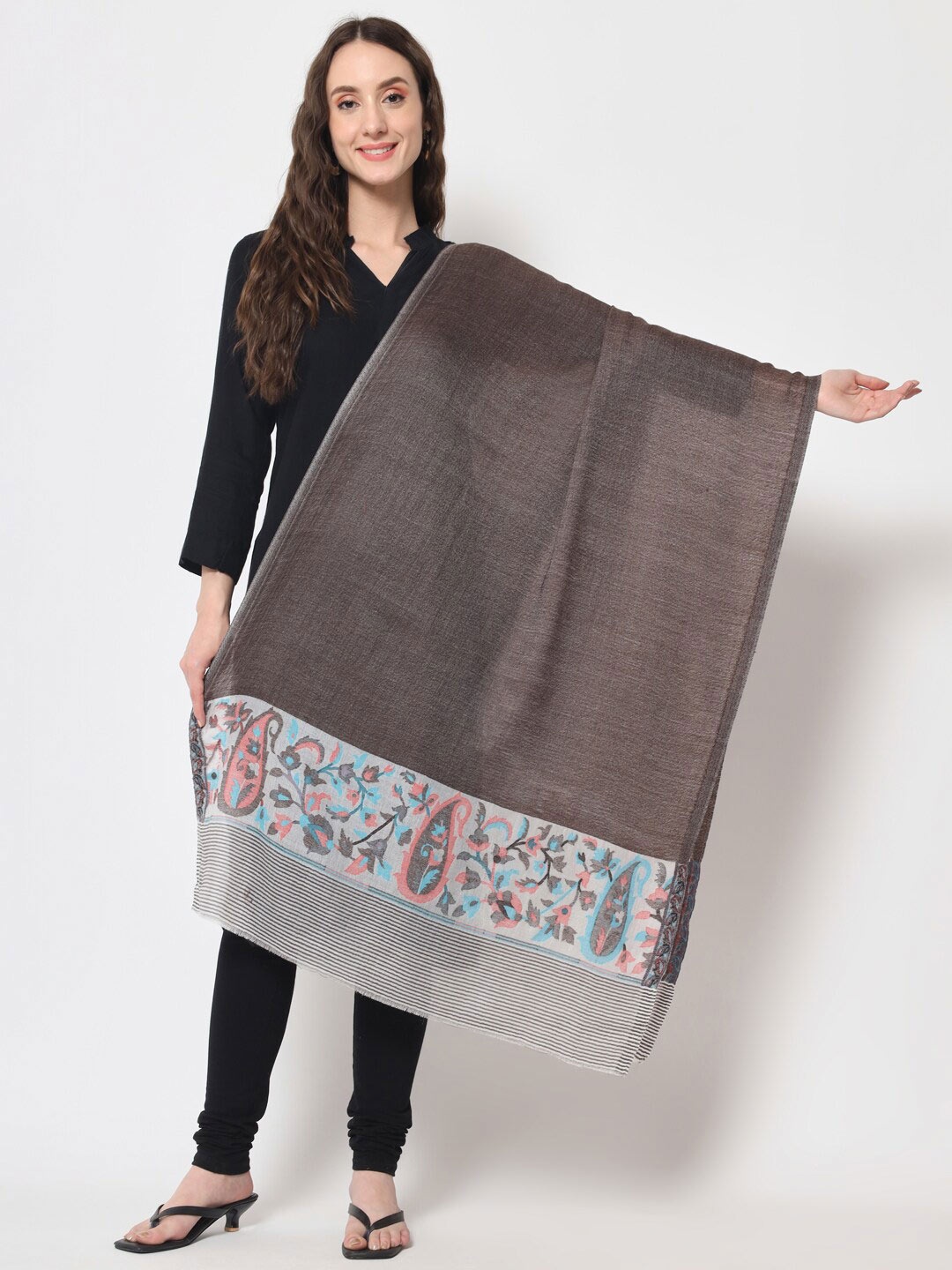 

Zamour Women Woven Design Wool Stole, Grey
