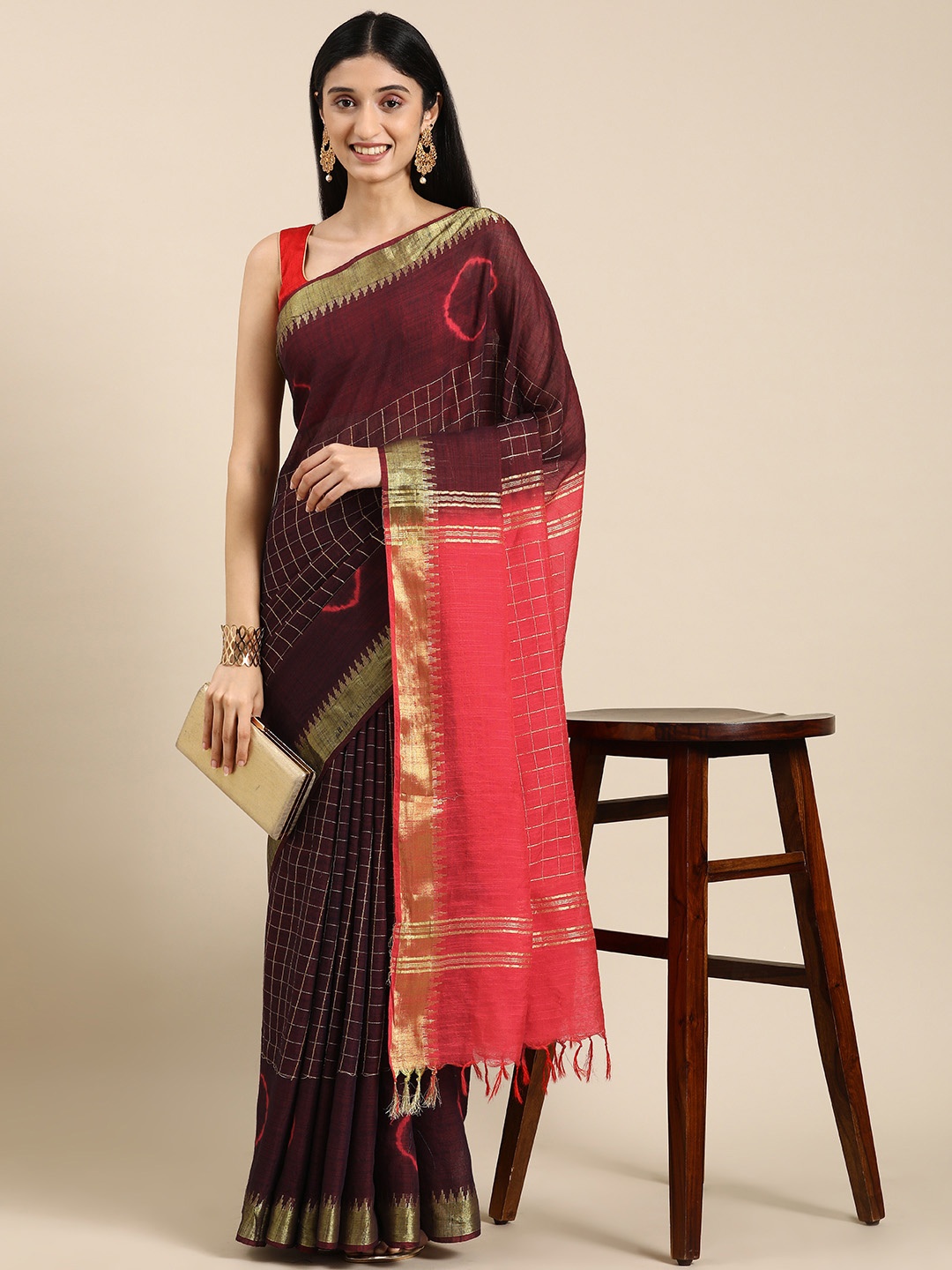 

Mitera Checked Zari Linen Blend Mangalagiri Saree, Brown