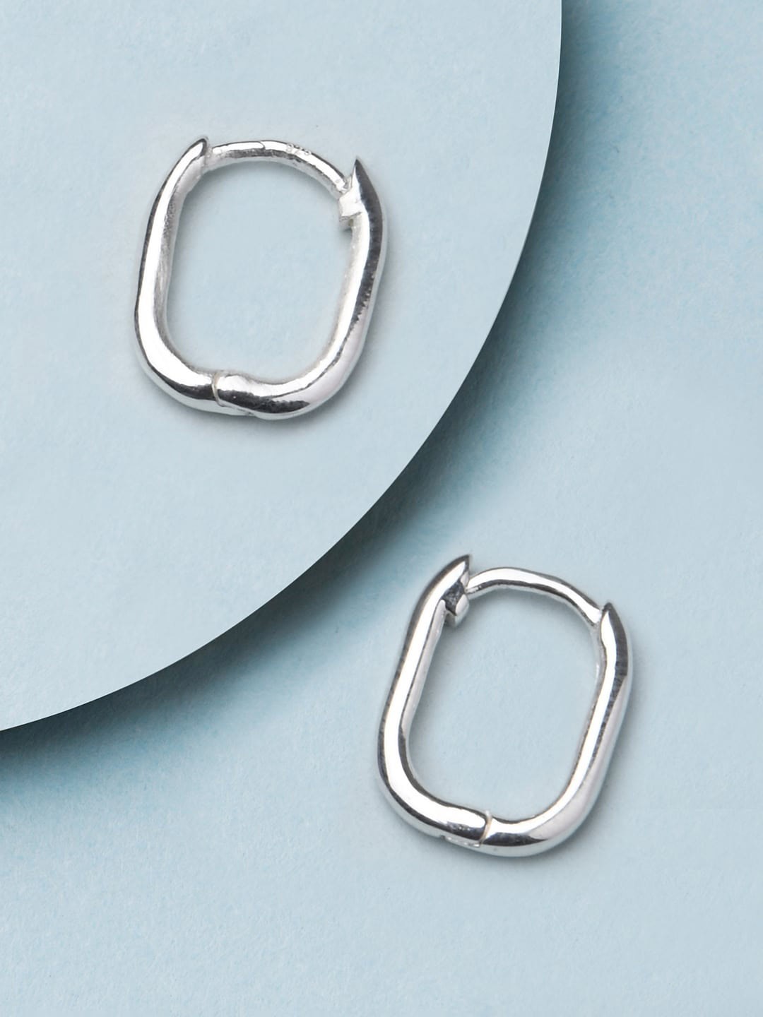 

Accessorize Women 925 Sterling Silver Rectangular Hoop Earrings