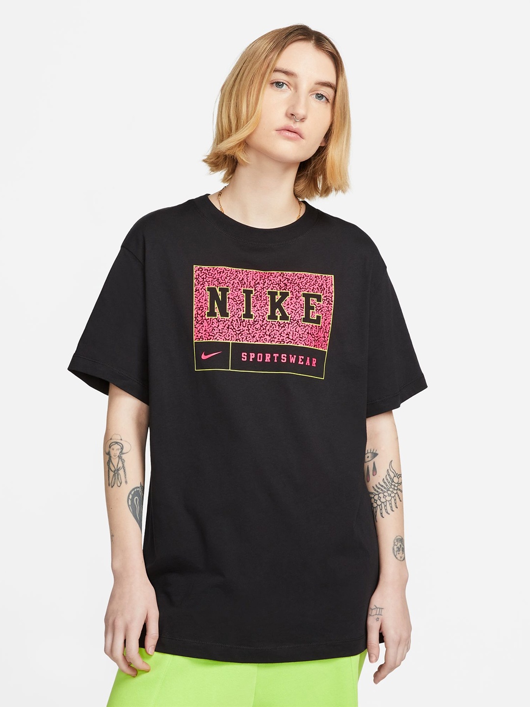 

Nike Graphic Printed OC 1 SS BF Pure Cotton Training Top, Black