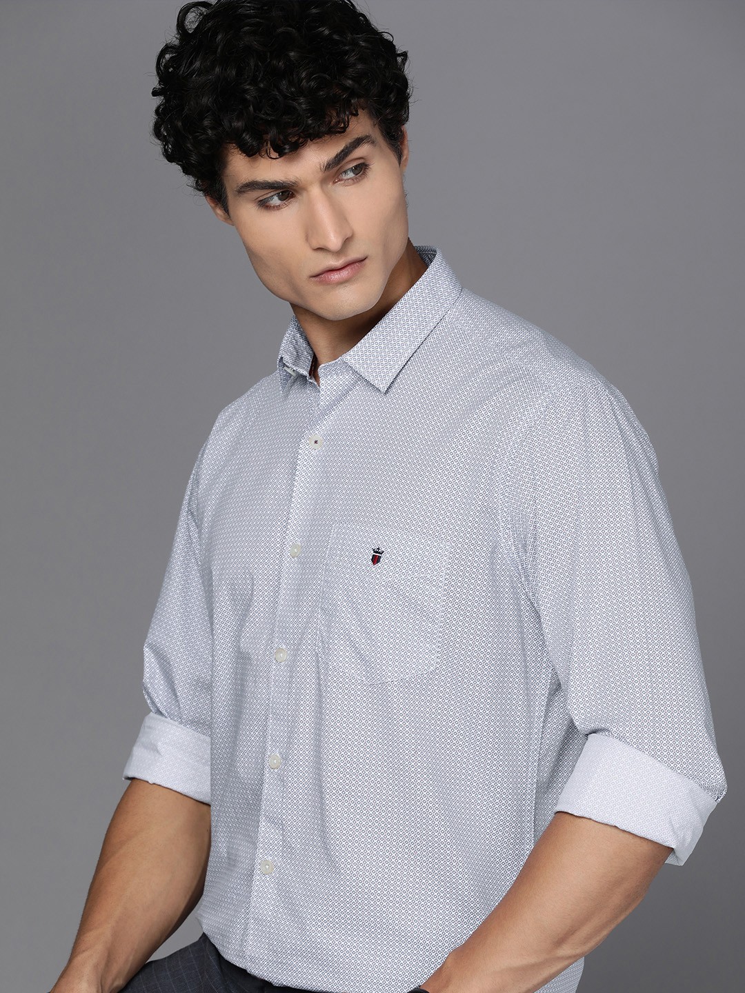 

Louis Philippe Sport Men Slim Fit Micro-Ditsy Geometric Printed Pure Cotton Casual Shirt, White