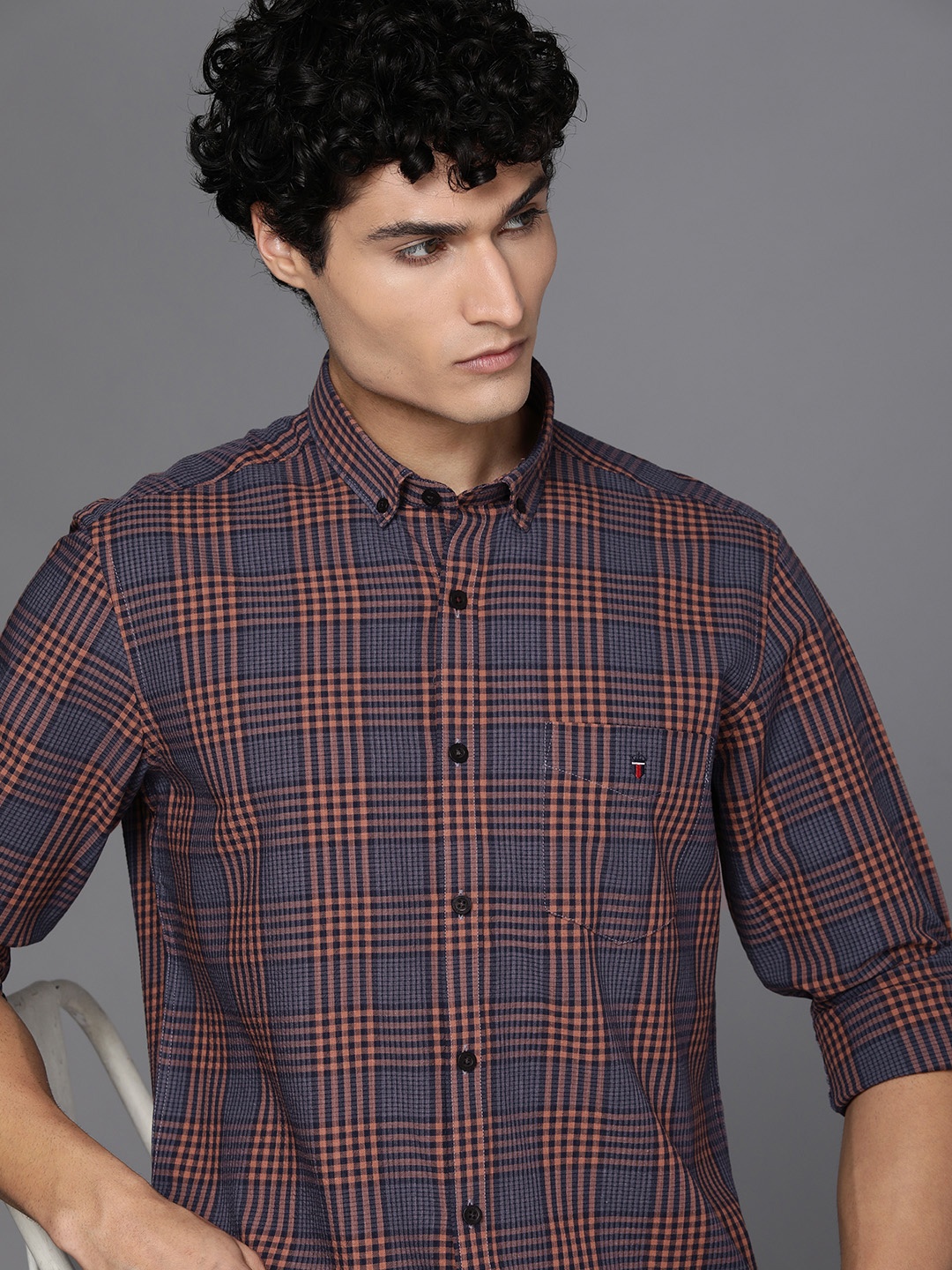 

Louis Philippe Sport Slim Fit Checked Pure Cotton Casual Shirt, Navy blue