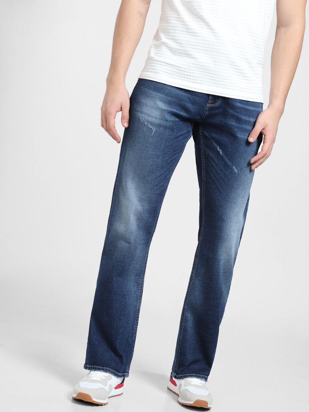 

Jack & Jones Men Low Distress Heavy Fade Cotton Jeans, Blue