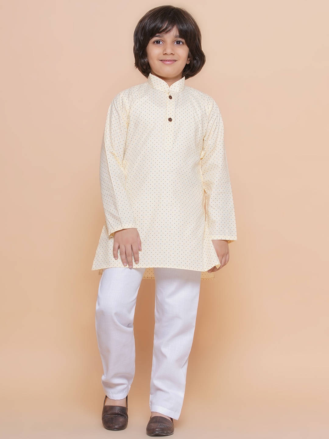 

Aj DEZInES Boys Printed Pure Cotton Kurta with Pyjamas, Cream