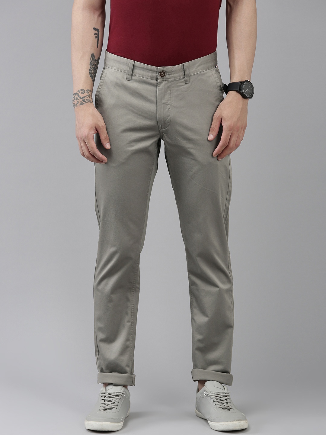 

Van Heusen Sport Men Pure Cotton Slim Fit Trousers, Grey