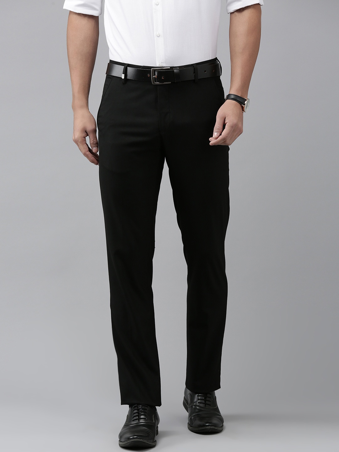 

Van Heusen Men Slim Fit Trousers, Black