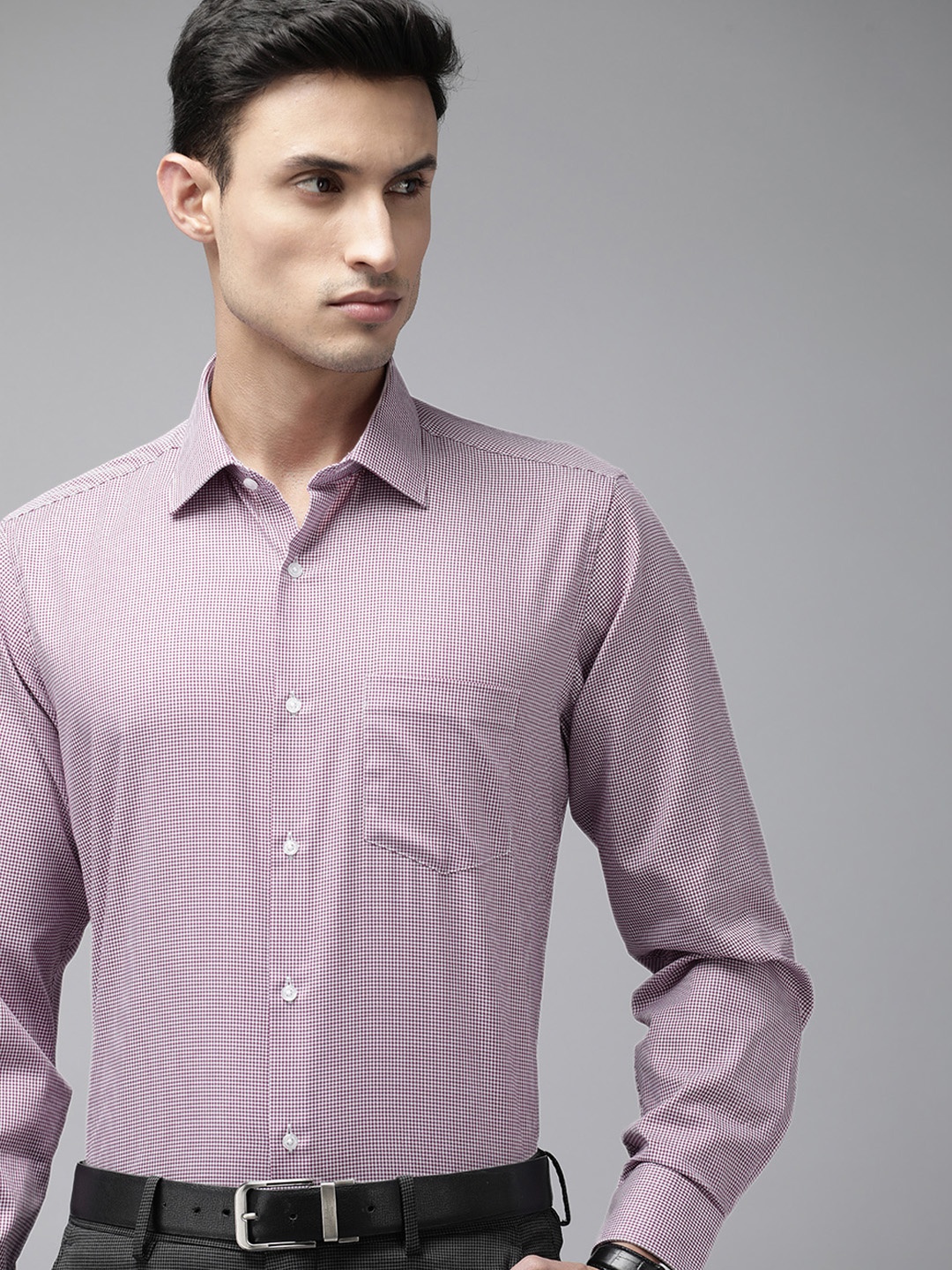 

Van Heusen Men Pure Cotton Custom Fit Micro Checks Formal Shirt, Magenta