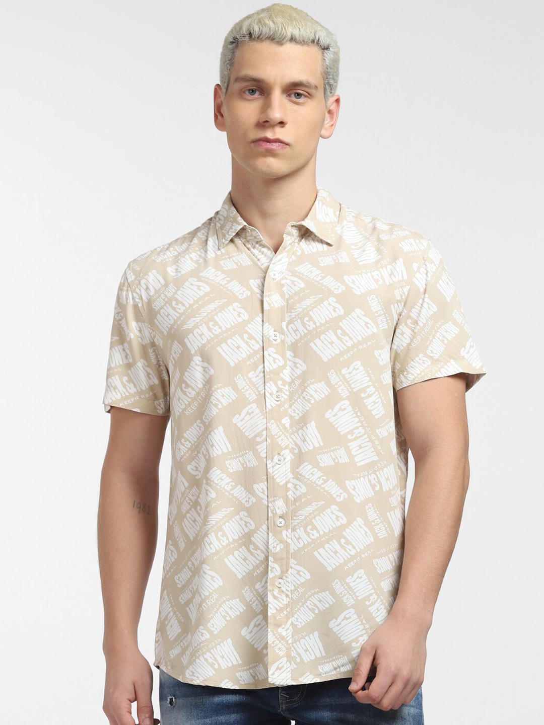 

Jack & Jones Men Printed Casual Shirt, Beige