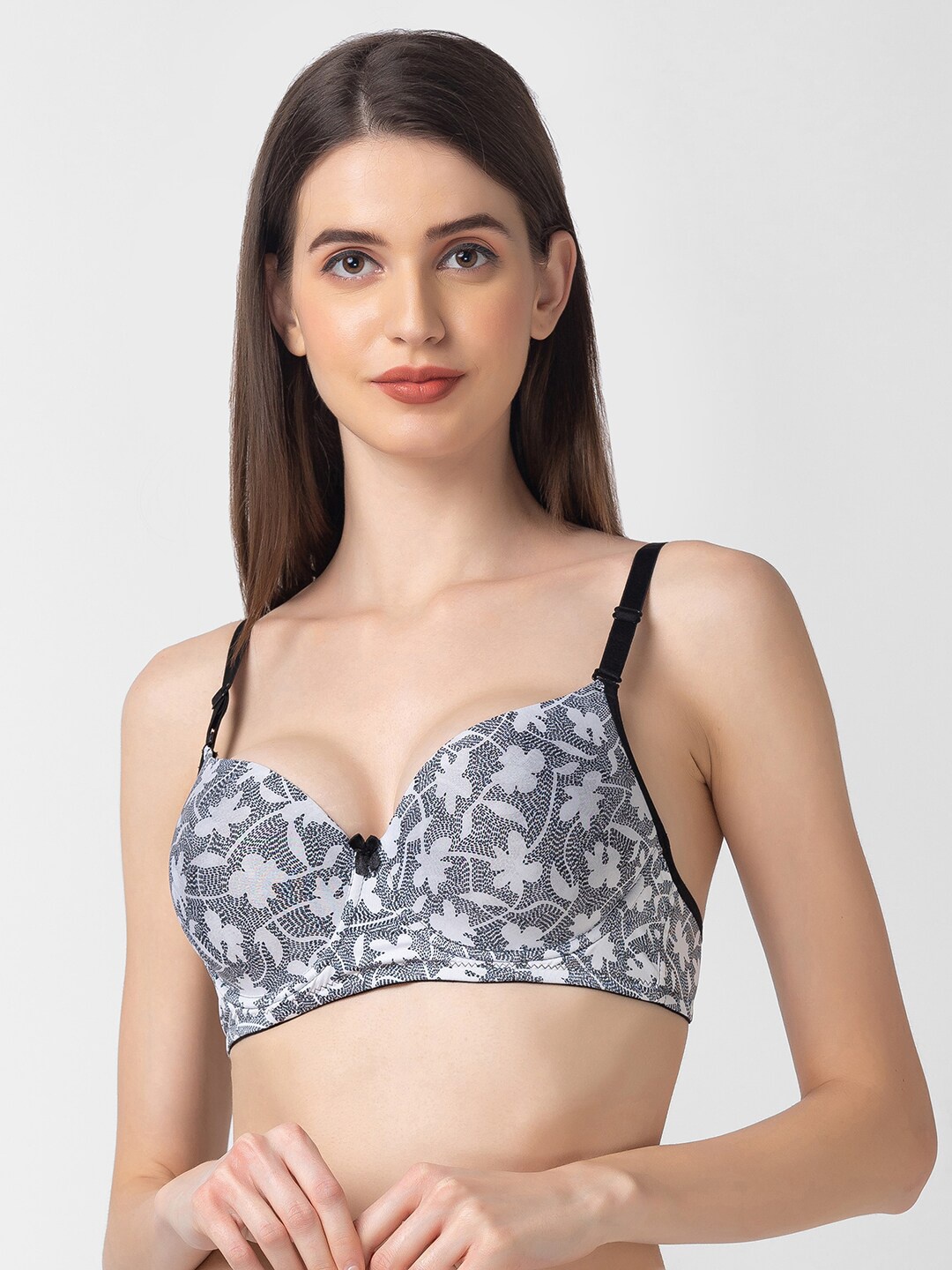 

Candyskin Floral Underwired Lightly Padded Bra, Black