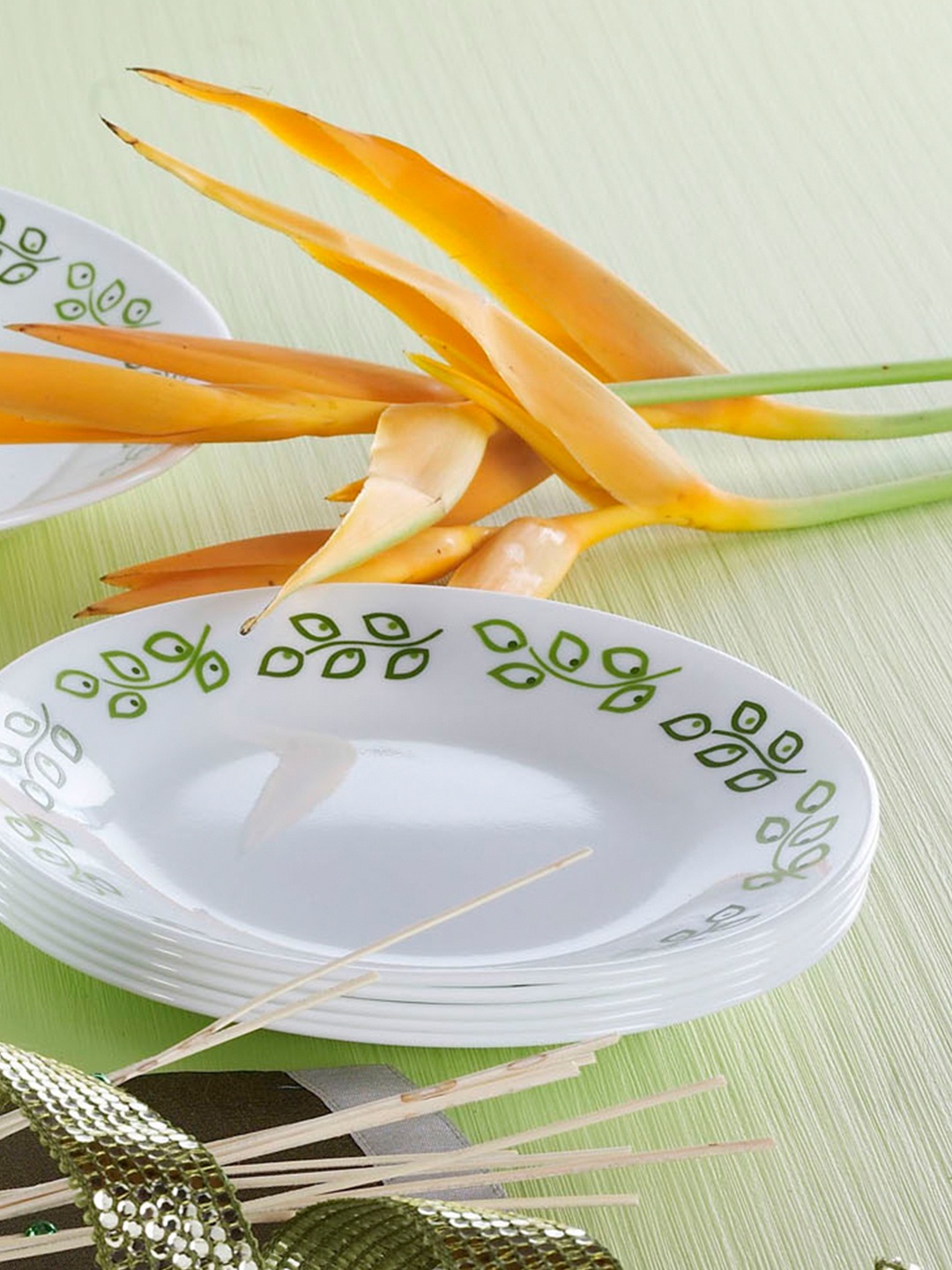 

Corelle White & Green Set of 6 Printed Small Size Plates