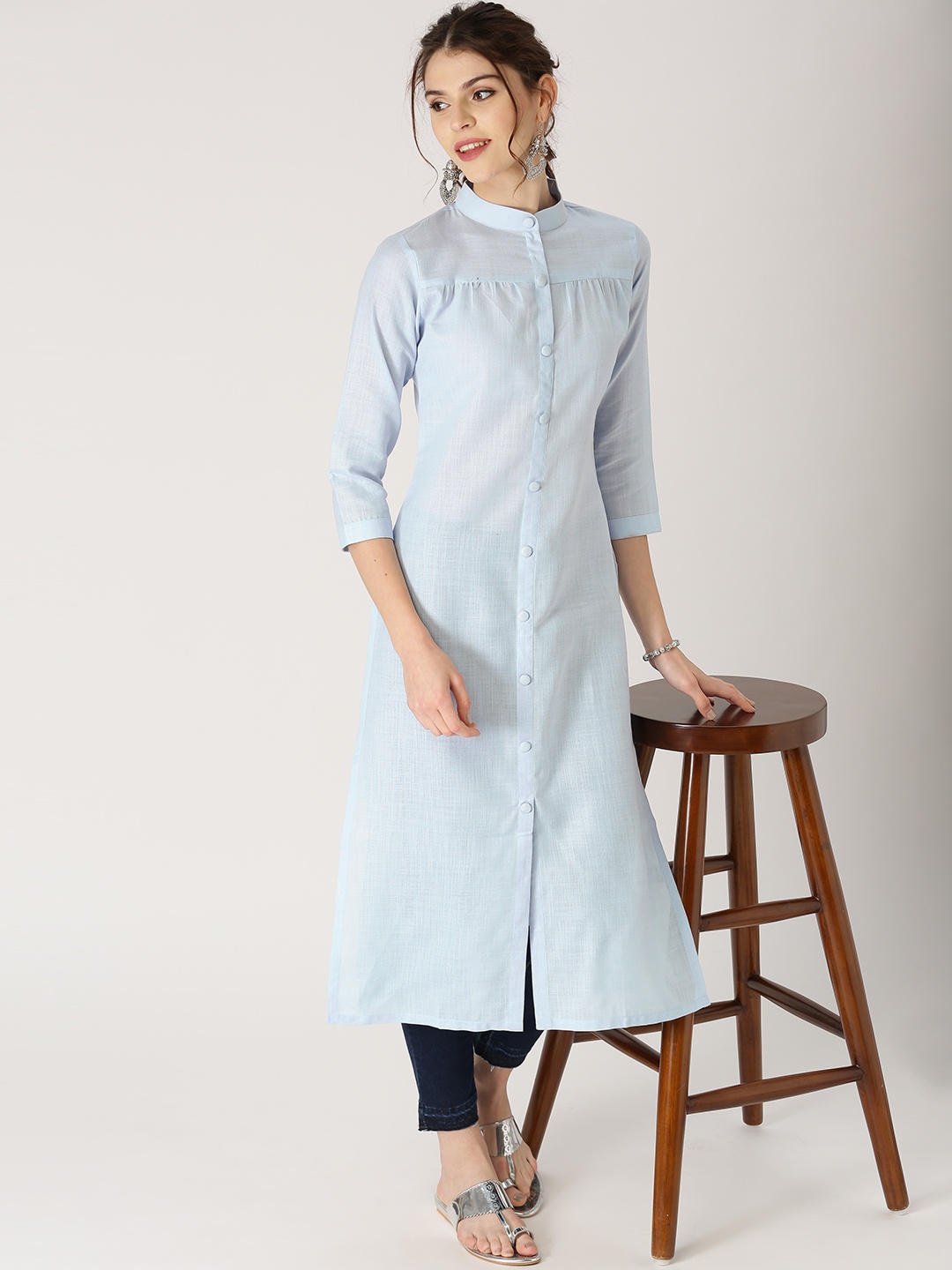 

Libas Women Blue Solid Straight Kurta