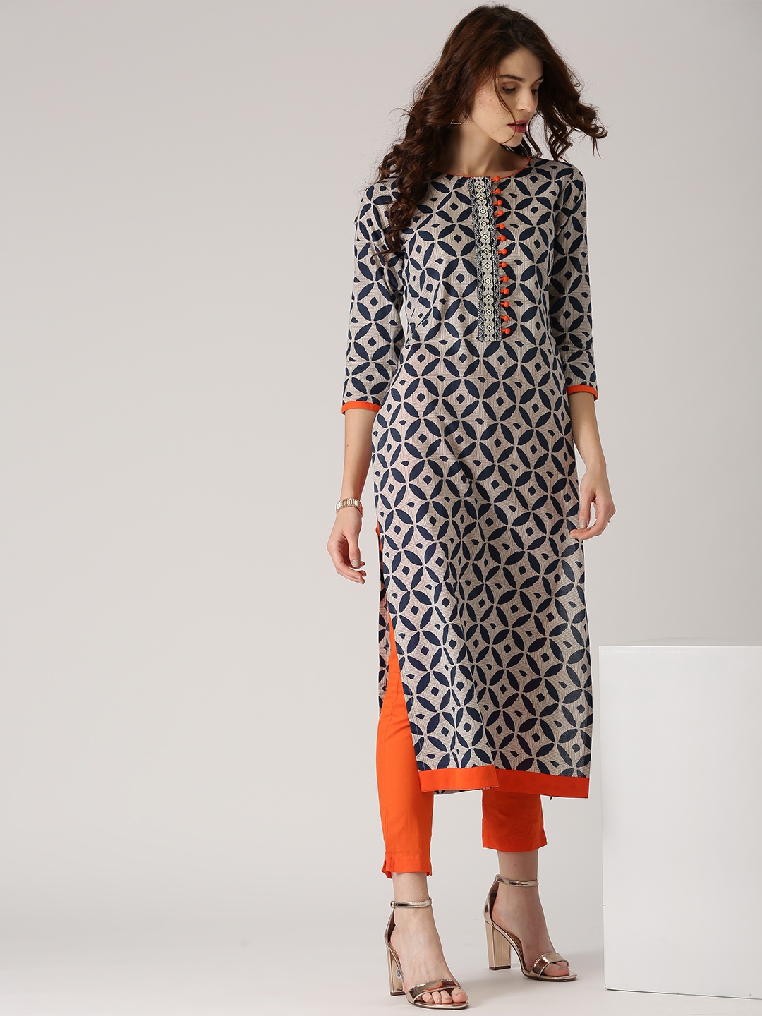 

Libas Women Grey & Navy Printed Straight Kurta