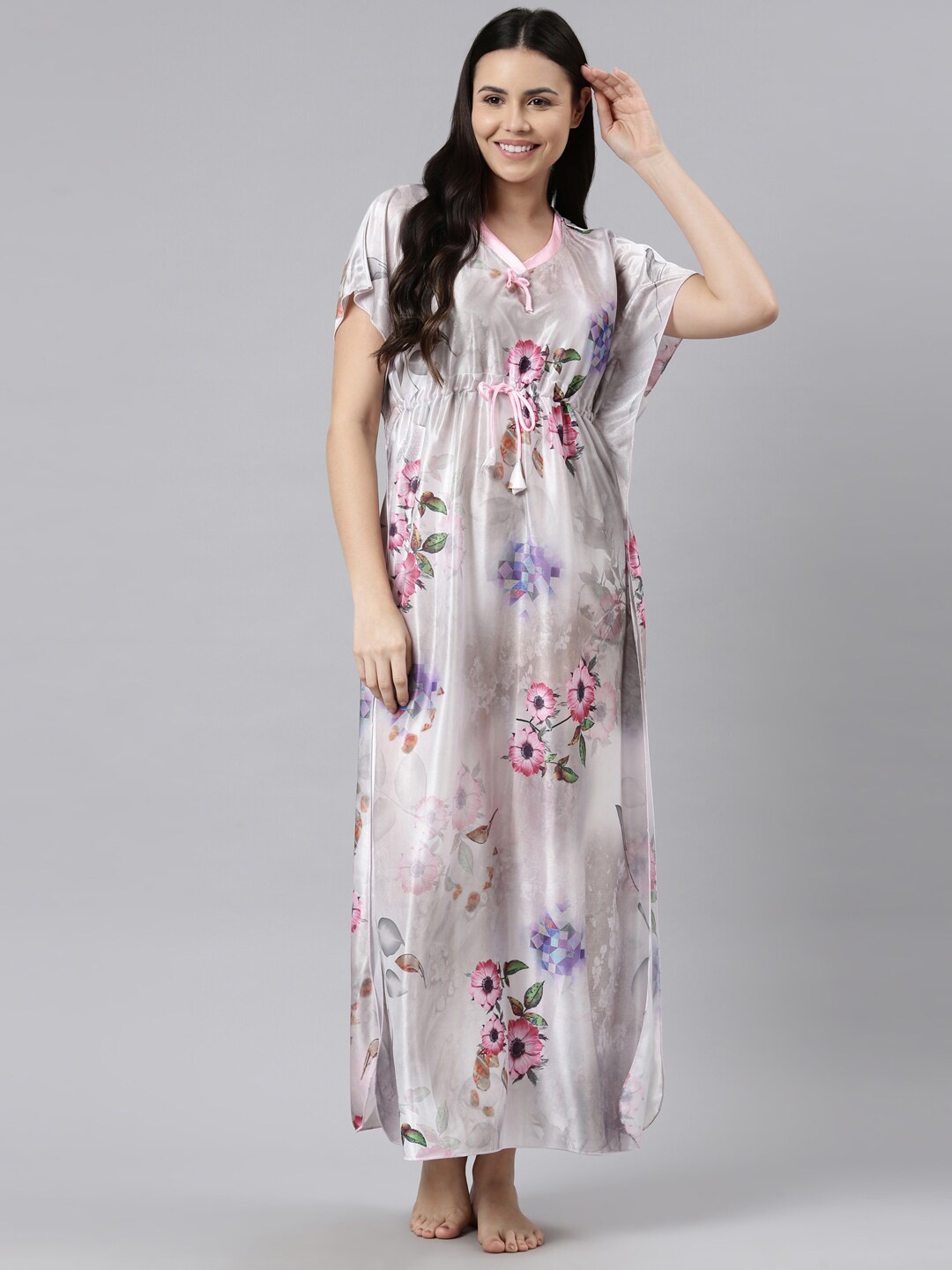 

TRUNDZ Women Floral Printed Satin Maxi Nightdress, Grey