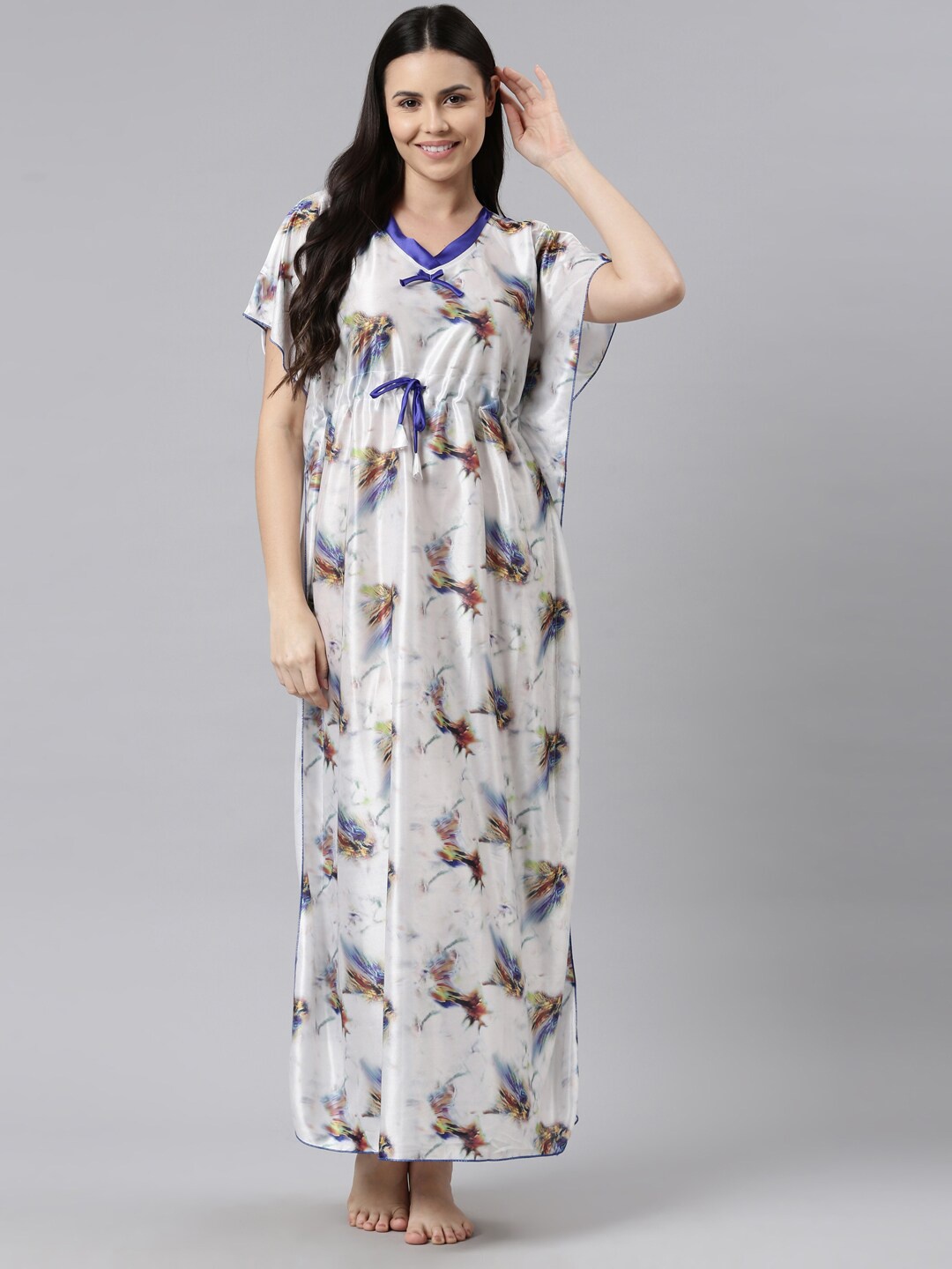 

TRUNDZ Women Printed Satin Maxi Nightdress, White