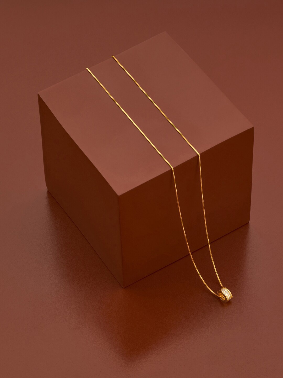 

Kushal's Fashion Jewellery Silver Gold-Plated Necklace, White