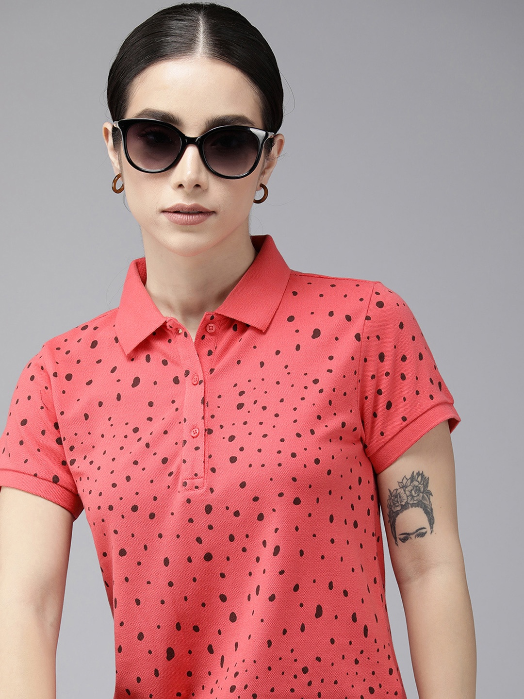 

Van Heusen Woman Geometric Printed Polo Collar T-shirt, Coral