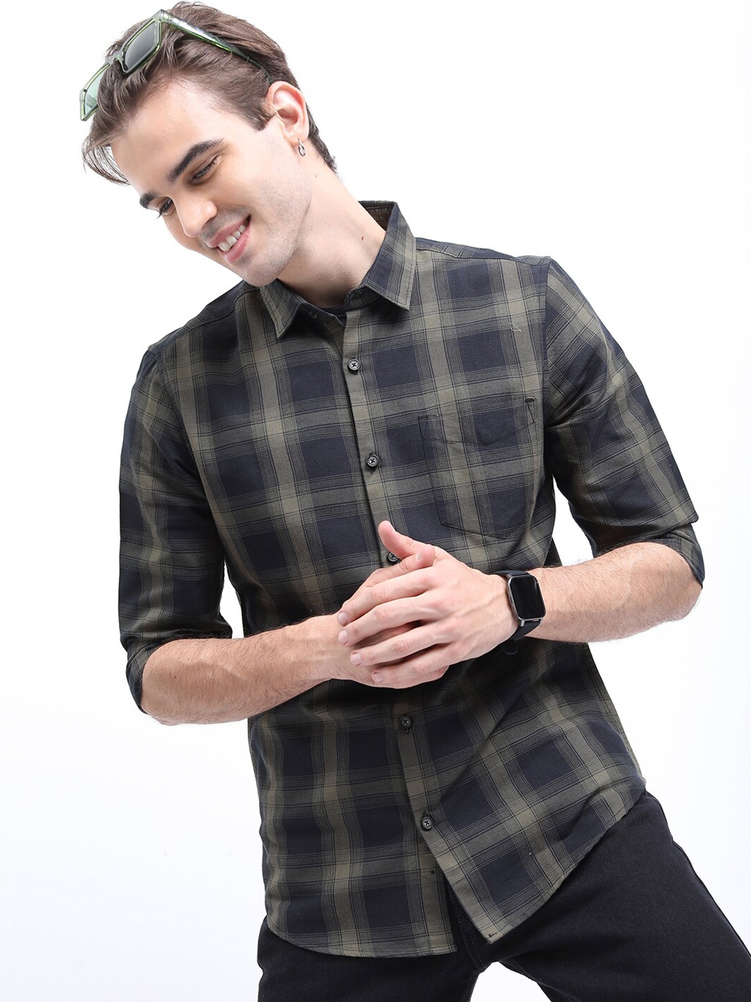 

HIGHLANDER Men Slim Fit Checked Casual Cotton Shirt, Navy blue