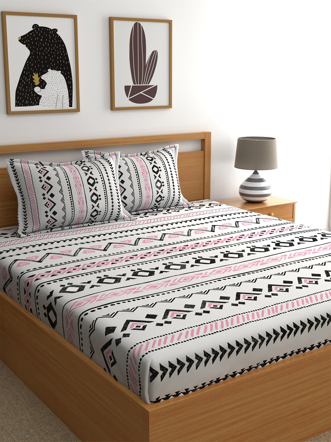 

Home Ecstasy Pink & White Printed 140 TC King Cotton Bedsheet with 2 Pillow Covers