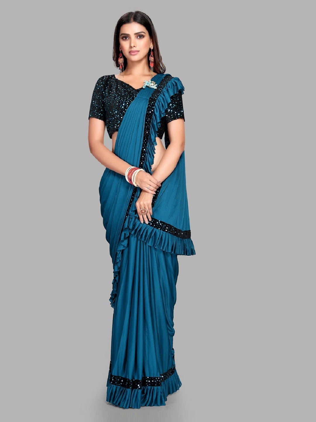 

Fashion Basket Blue & Black Sequinned Saree