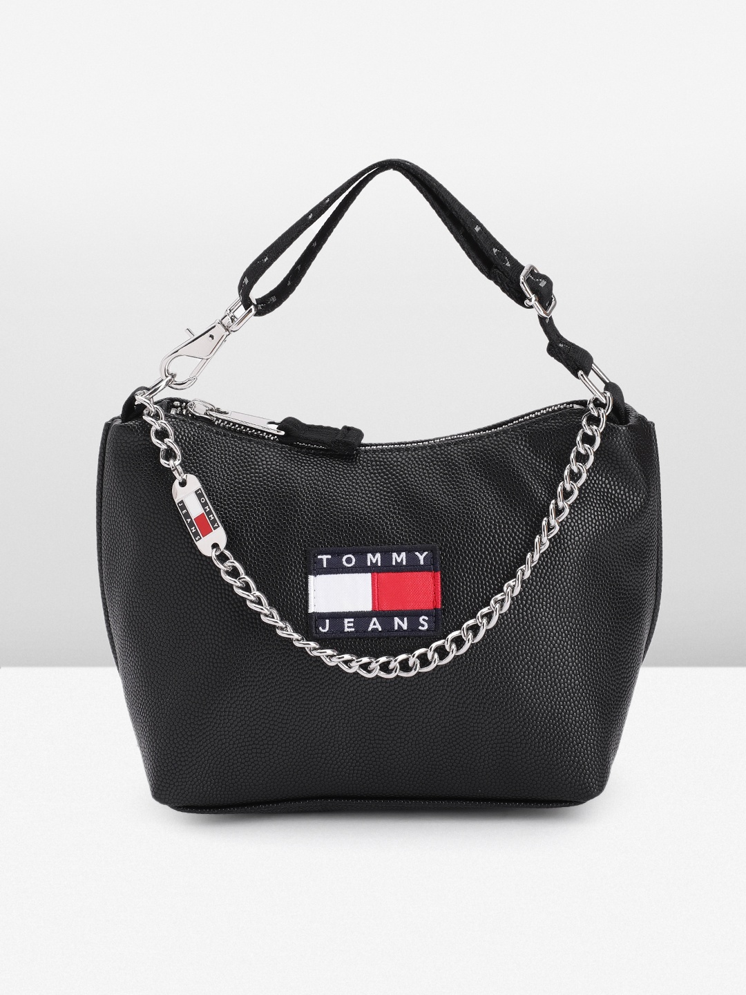 

Tommy Hilfiger Structured Handheld Bag with Applique, Black