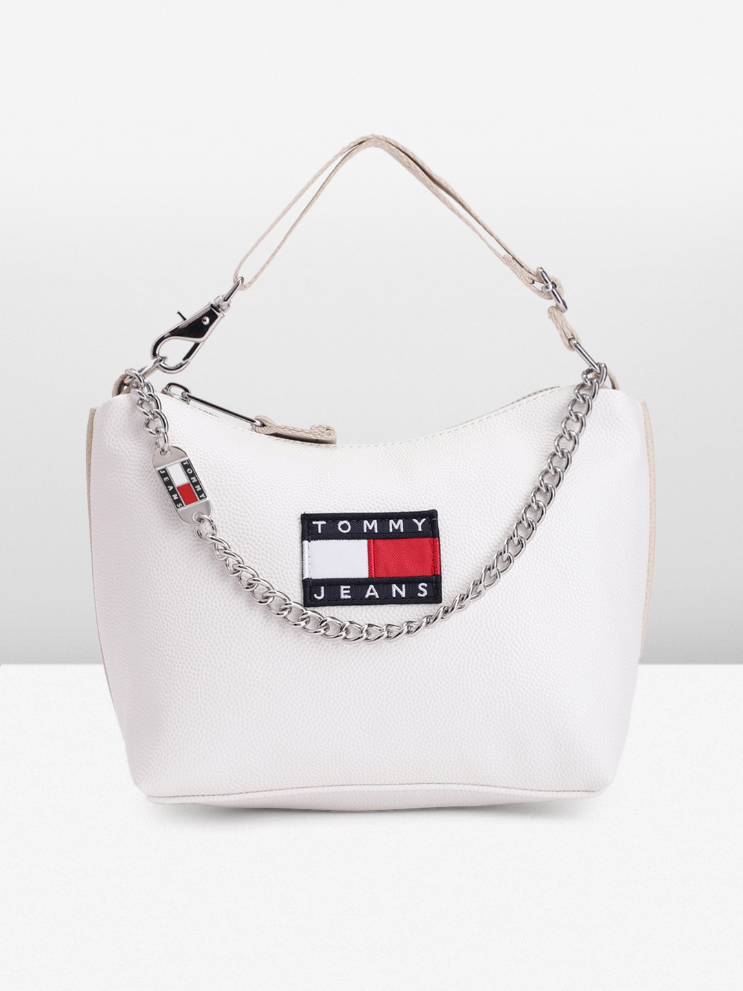 

Tommy Hilfiger TJW HERITAGE Textured Handheld Bag, White