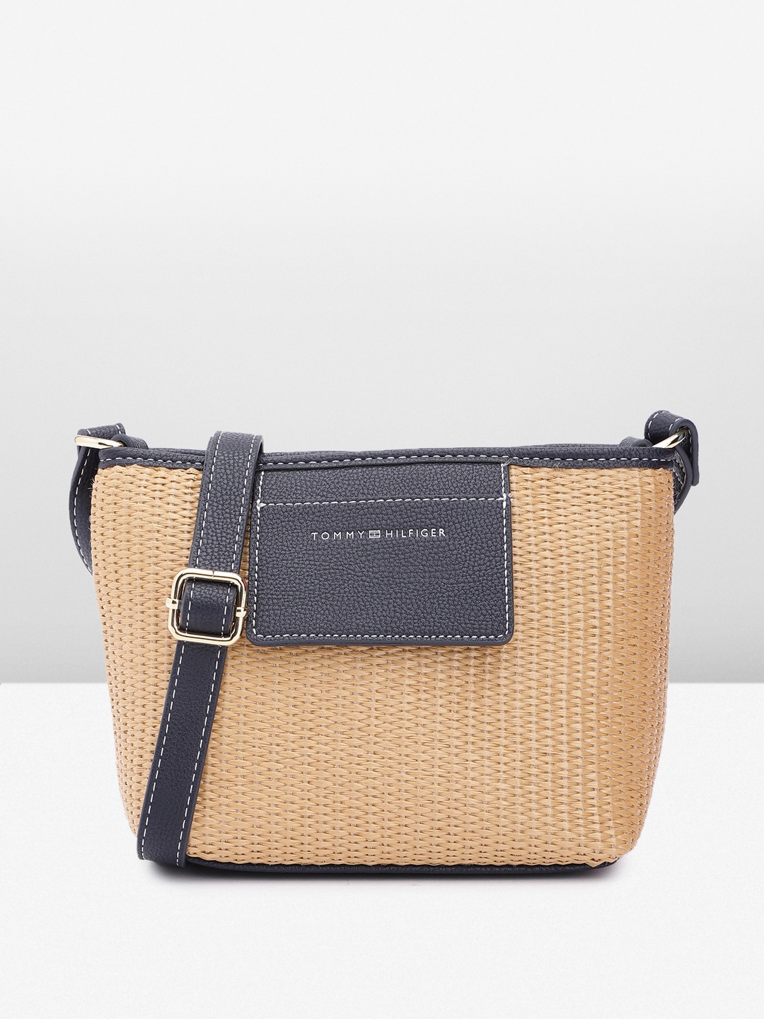 

Tommy Hilfiger KEATON II Textured Sling Bag, Beige