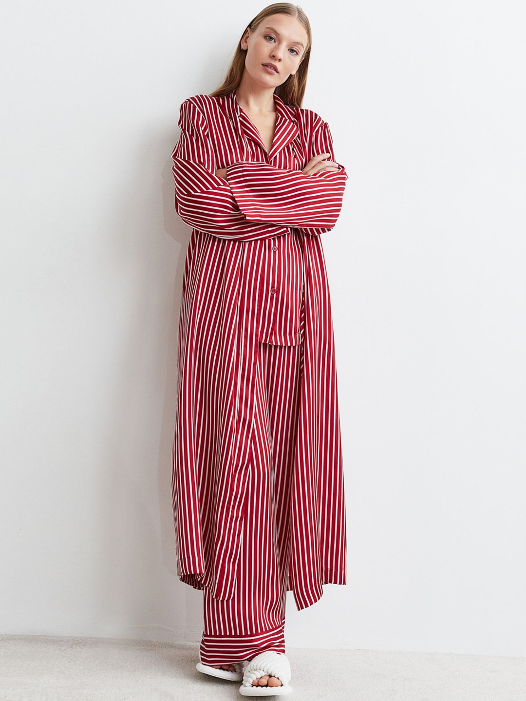 

H&M Women Satin Dressing Gown, Red