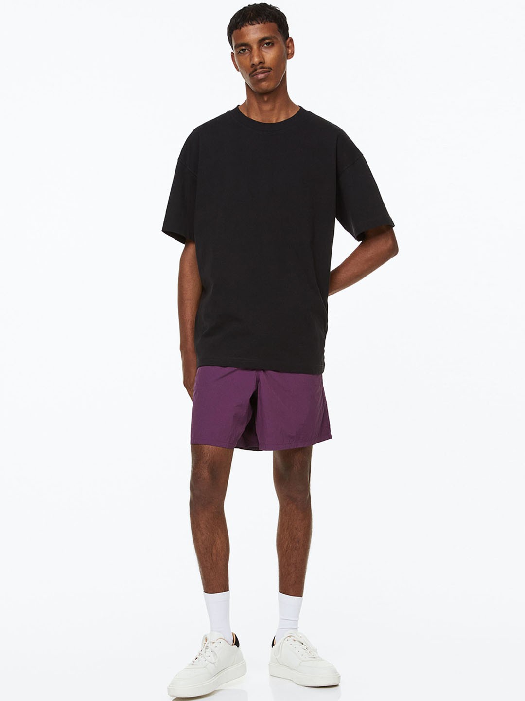 

H&M Men Relaxed Fit Belted Nylon Shorts, Purple