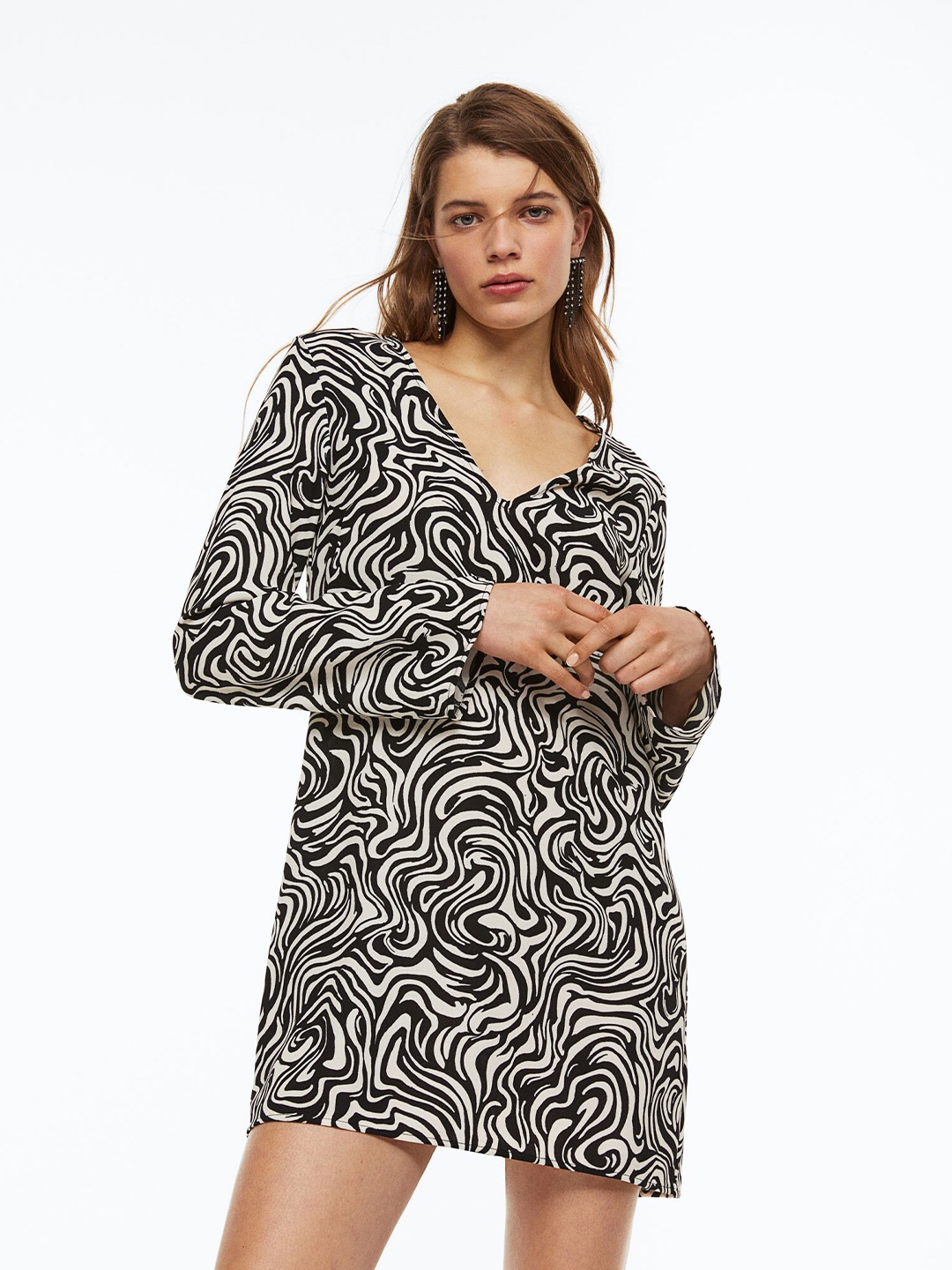

H&M V-Neck Dress, Black