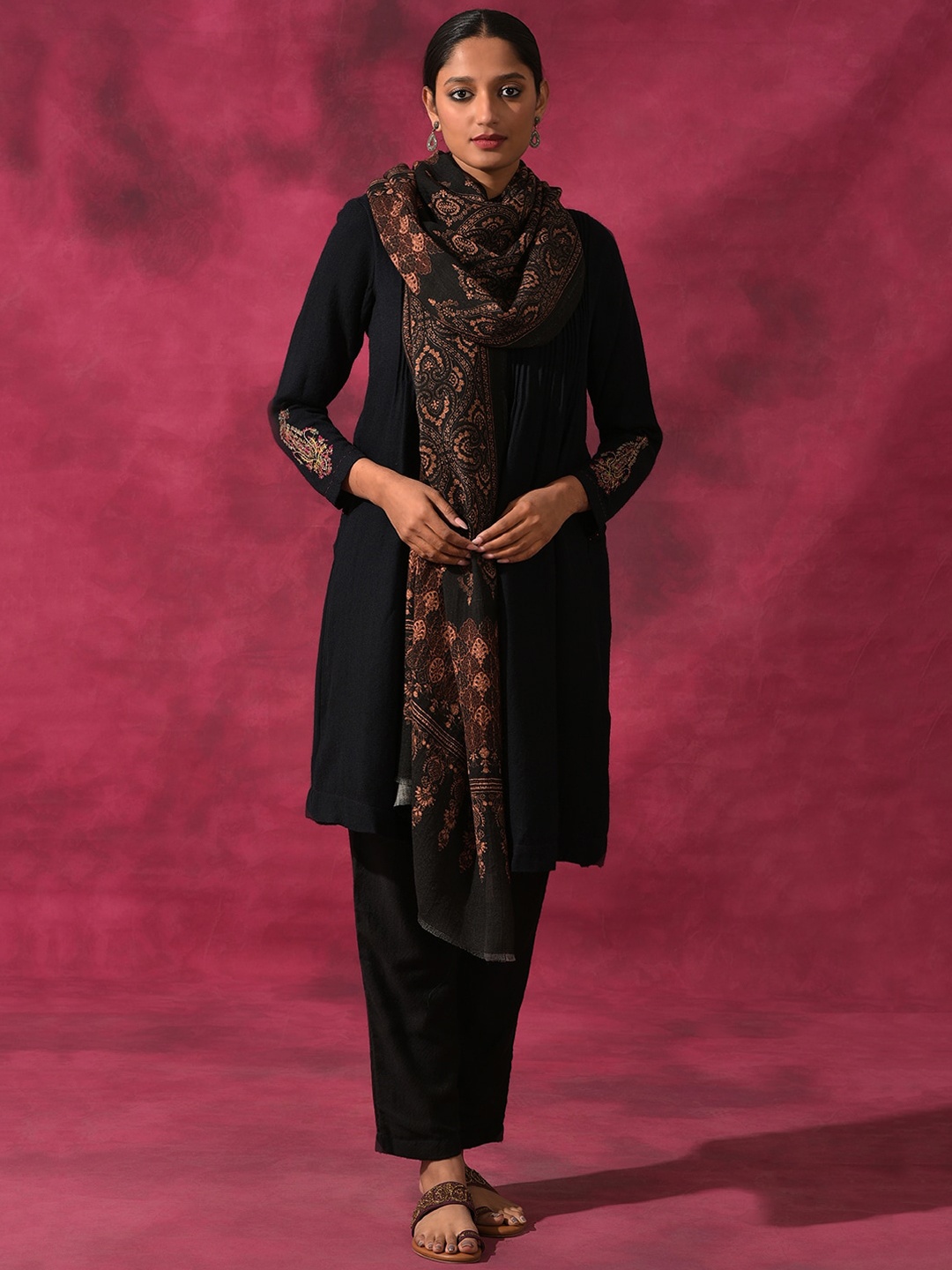 

W The Folksong Collection Paisley Printed Pure Woolen Shawl, Red