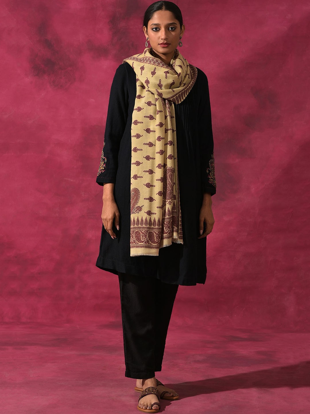 

W The Folksong Collection- Paisley Printed Woolen Shawl, Beige