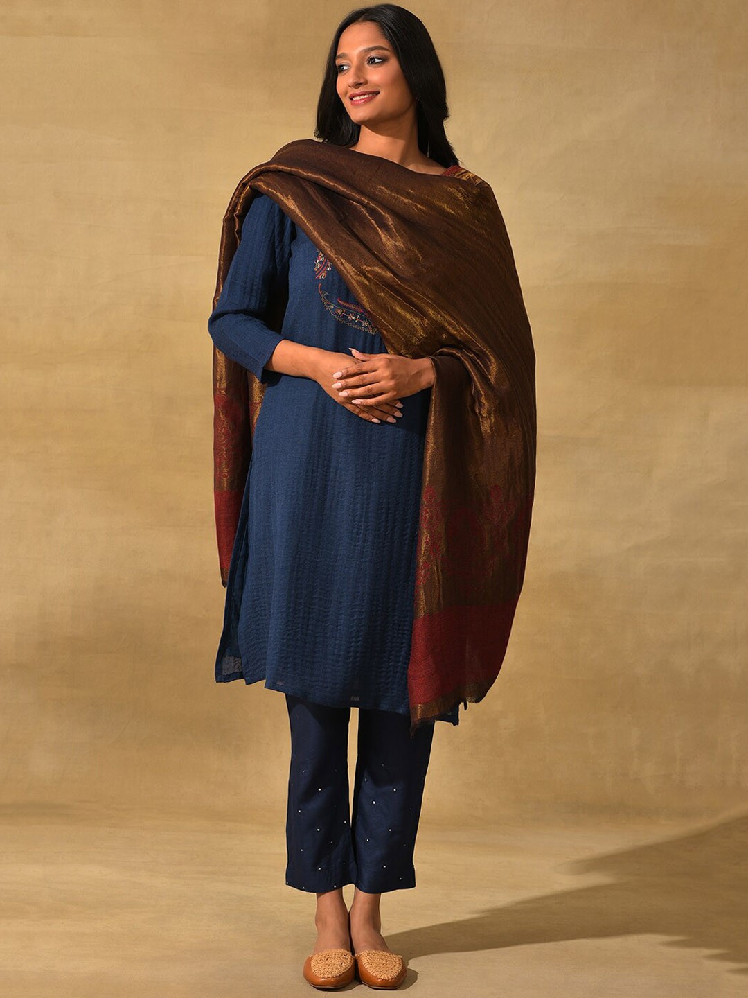 

W The Folksong Collection Women Woven Design Wool Shawl, Red