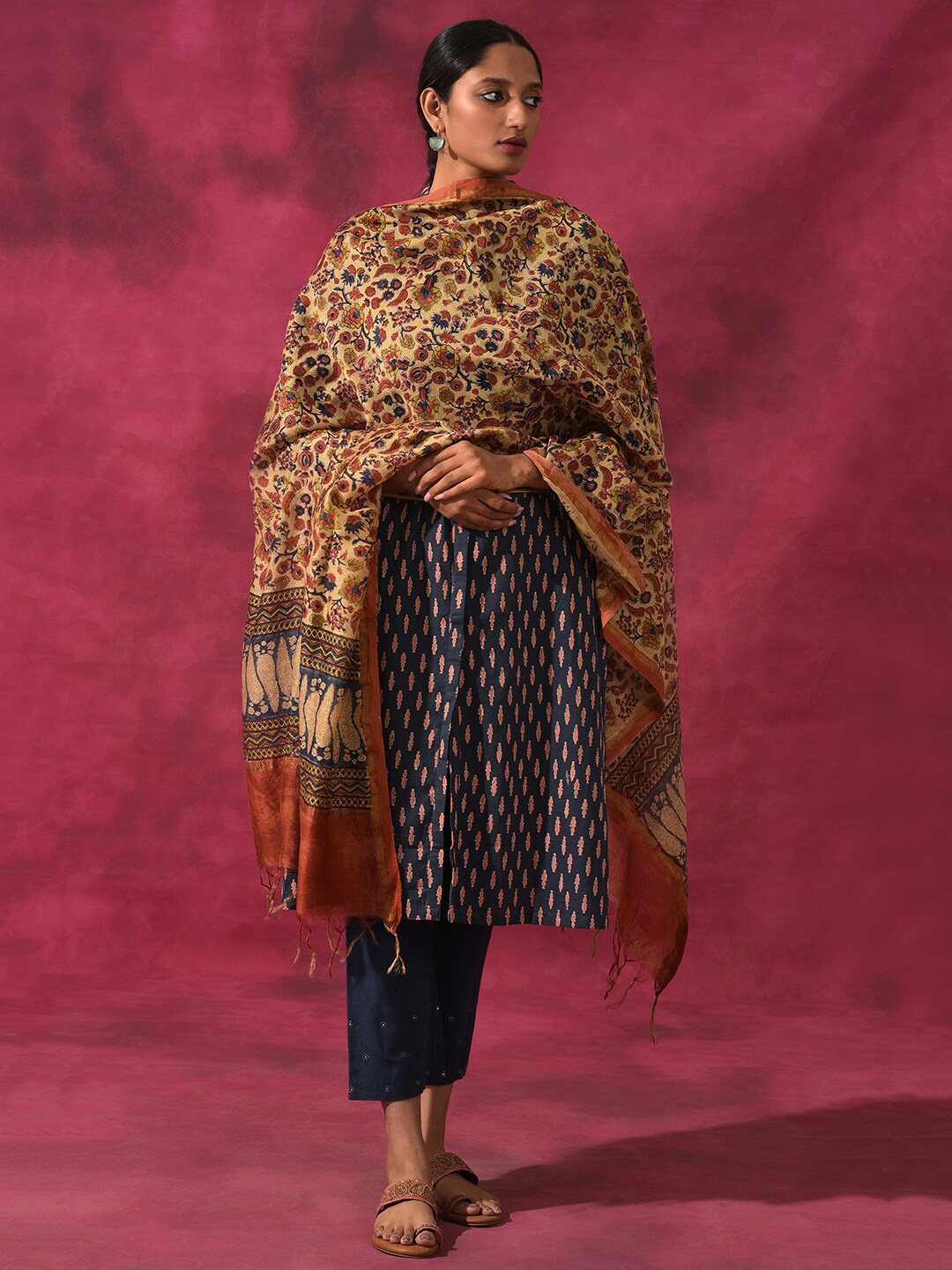 

W The Folksong Collection Printed Dupatta, Beige