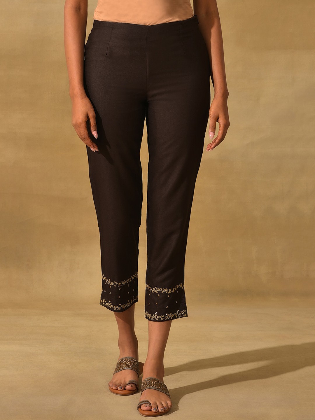 

W The Folksong Collection Women Slim Fit Trouser, Brown
